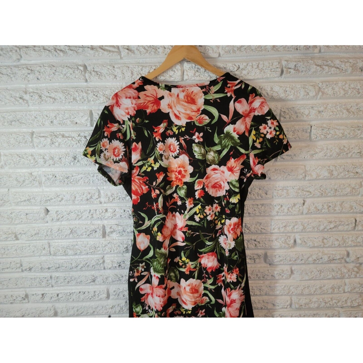 Rue 21 Women Dress 3X Mini Sheath Black Pink Floral Short Sleeve Office Career