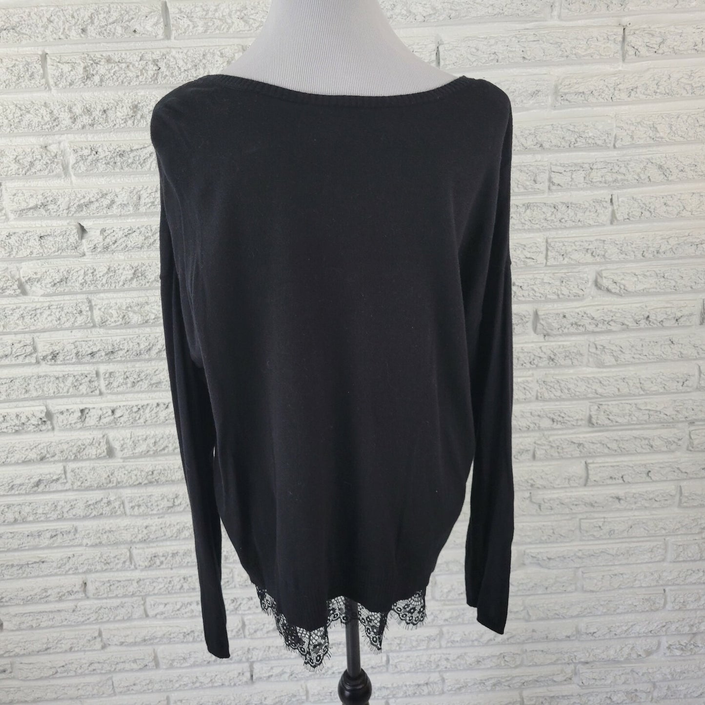 Lane Bryant Womens Top 18 20 Plus Long Sleeves Lace Hem Black Knit Basic Casual