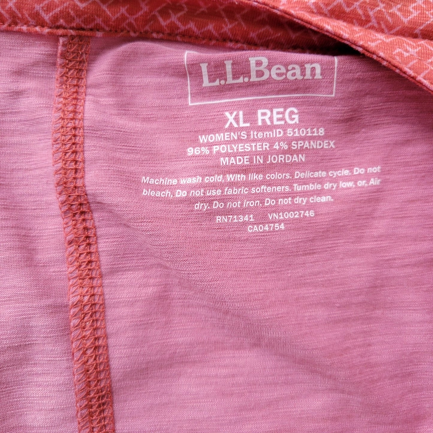 LL Bean Women's XL Top Brown Geometric V-Neck Short Sleeve Stretch Pullover