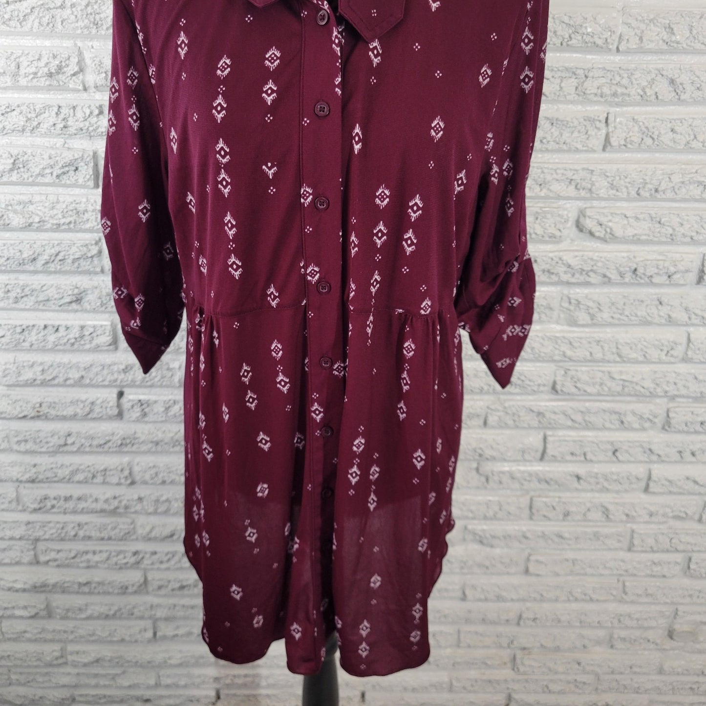 Style Co Womens Top Extra Large Roll Tab Sleeve Burgundy Geometric Nylon Button
