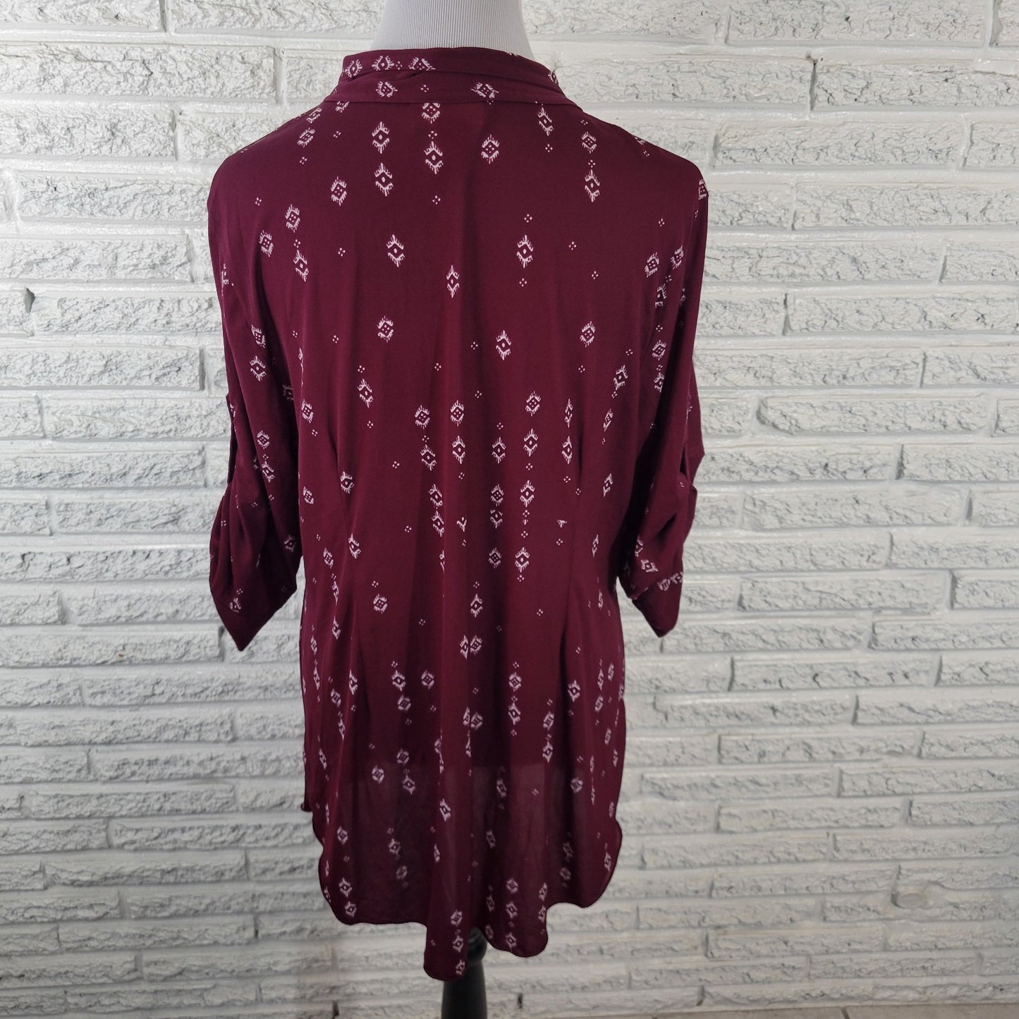 Style Co Womens Top Extra Large Roll Tab Sleeve Burgundy Geometric Nylon Button