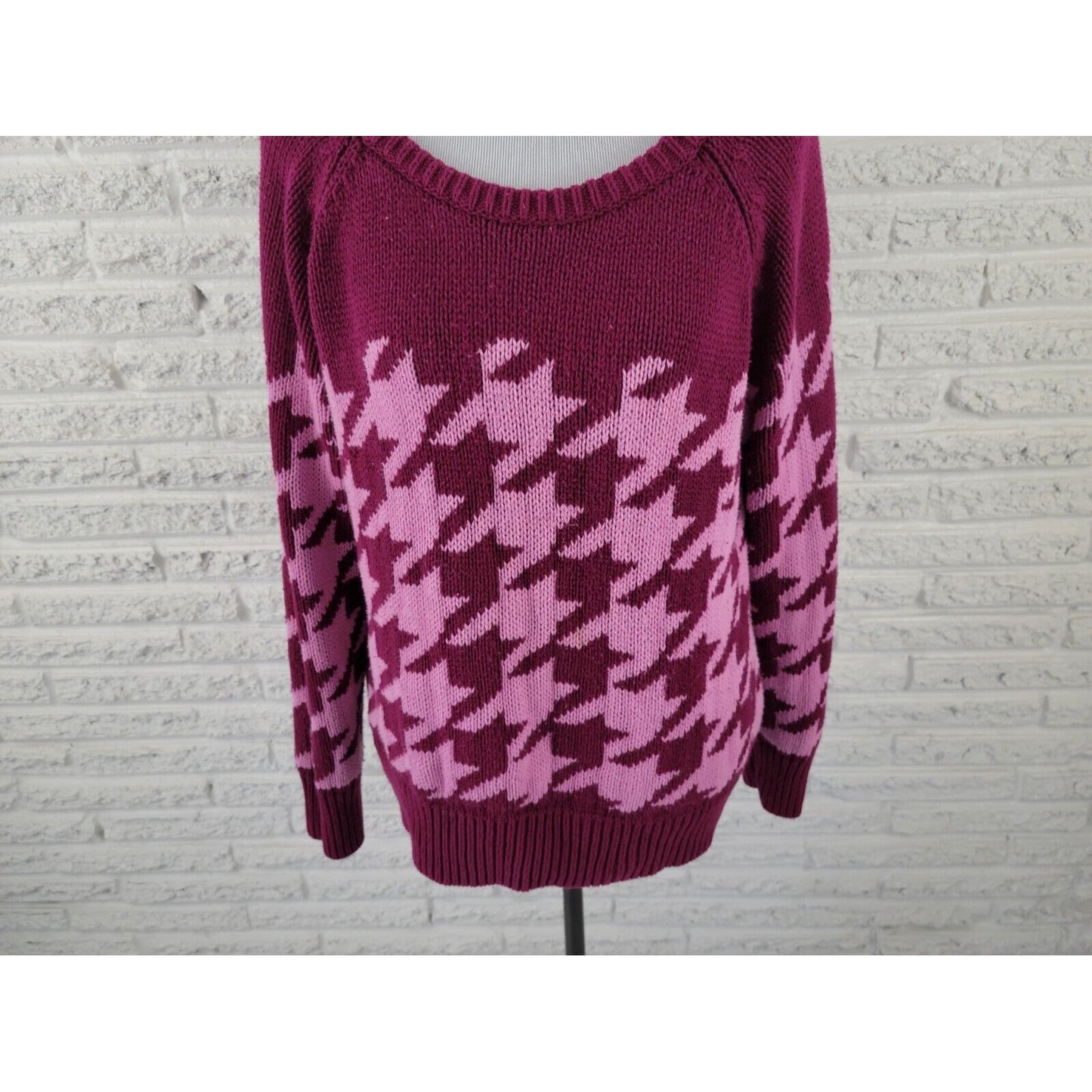Liz Claiborne Women Sweater Extra Large XL Pullover Burgundy Pink Geometric Soft