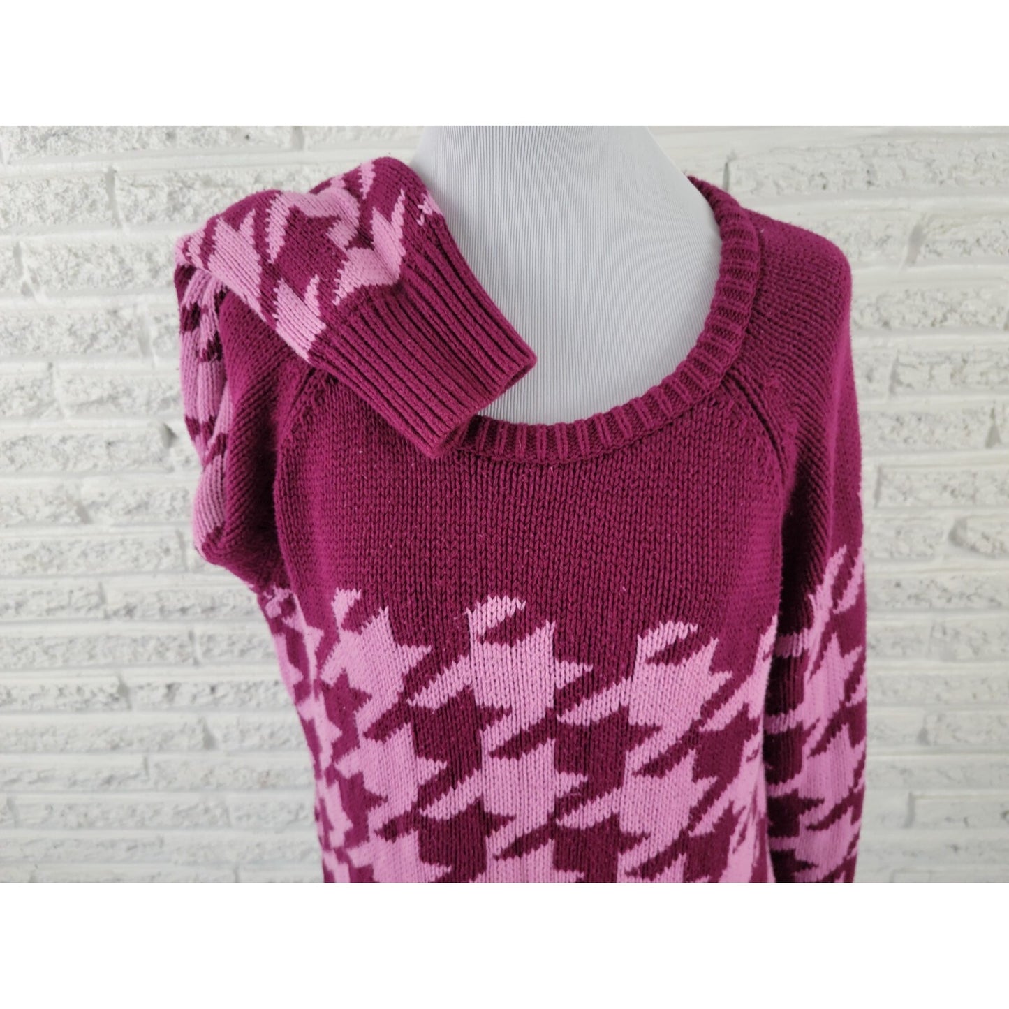 Liz Claiborne Women Sweater Extra Large XL Pullover Burgundy Pink Geometric Soft