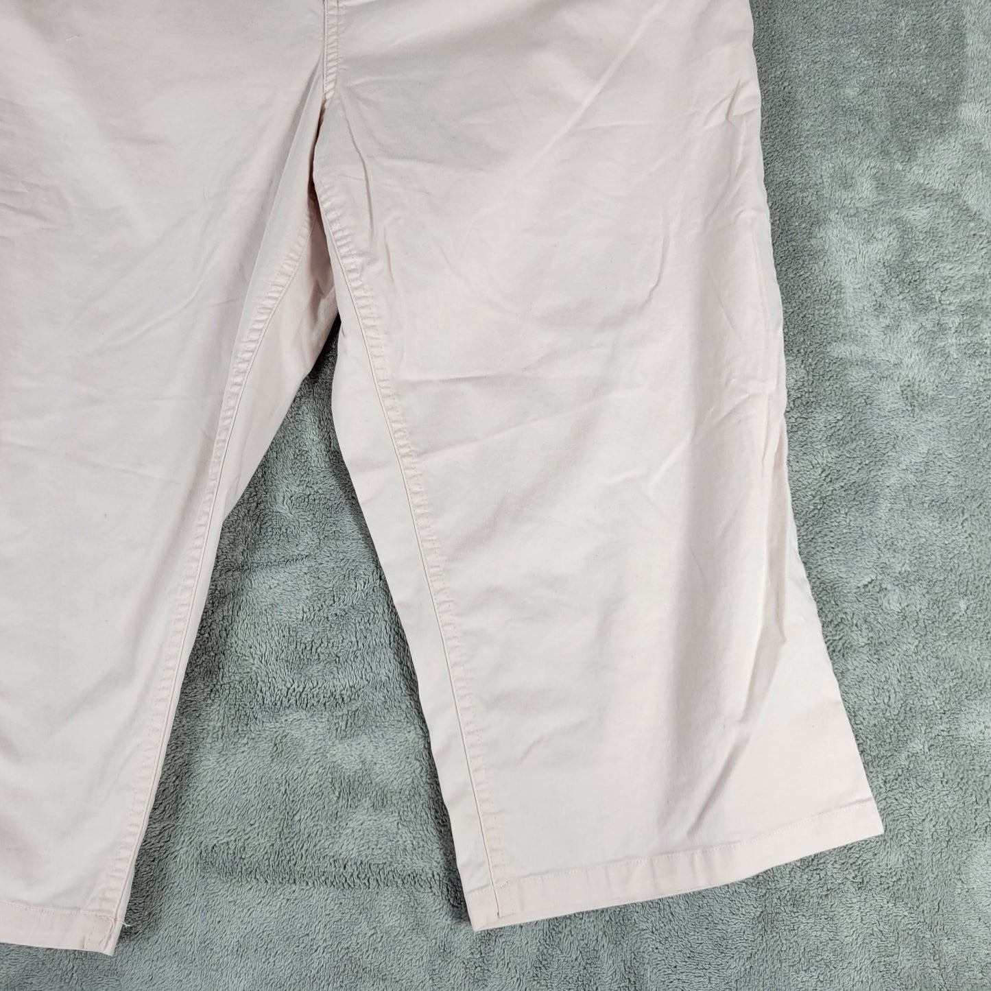 Christopher Banks Womens Pants 16P Petite Capri Pink Zip Fly Comfy Lightweight