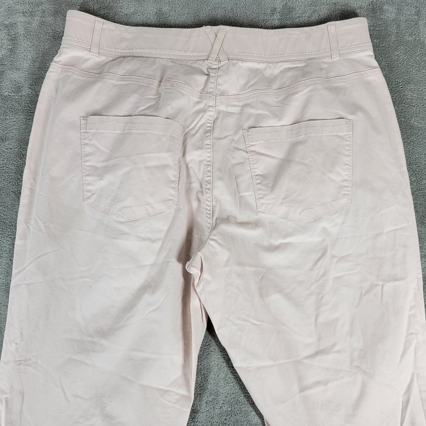 Christopher Banks Womens Pants 16P Petite Capri Pink Zip Fly Comfy Lightweight