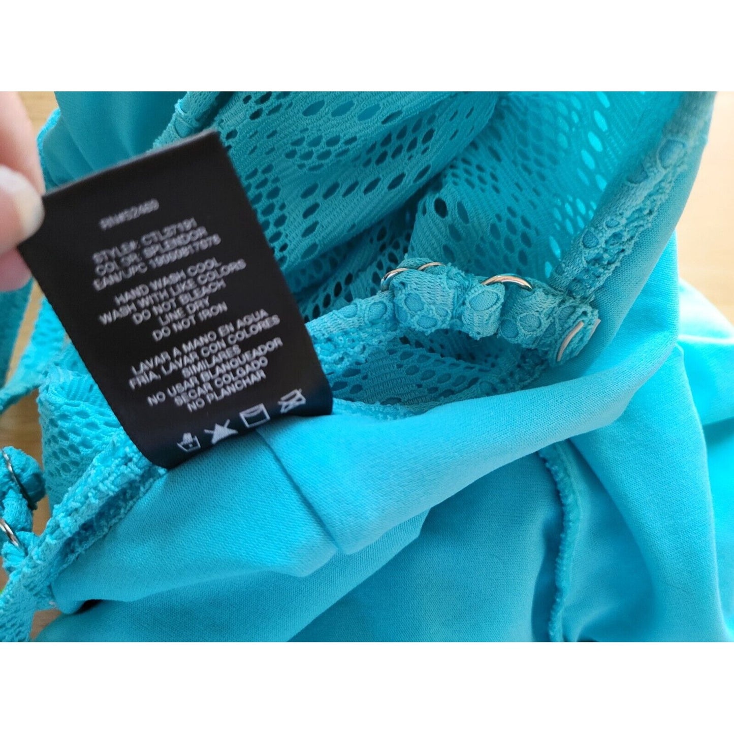 Catalina Womens Swimsuit Extra Large 16 18 One Piece Bra Spaghetti Blue Eyelet