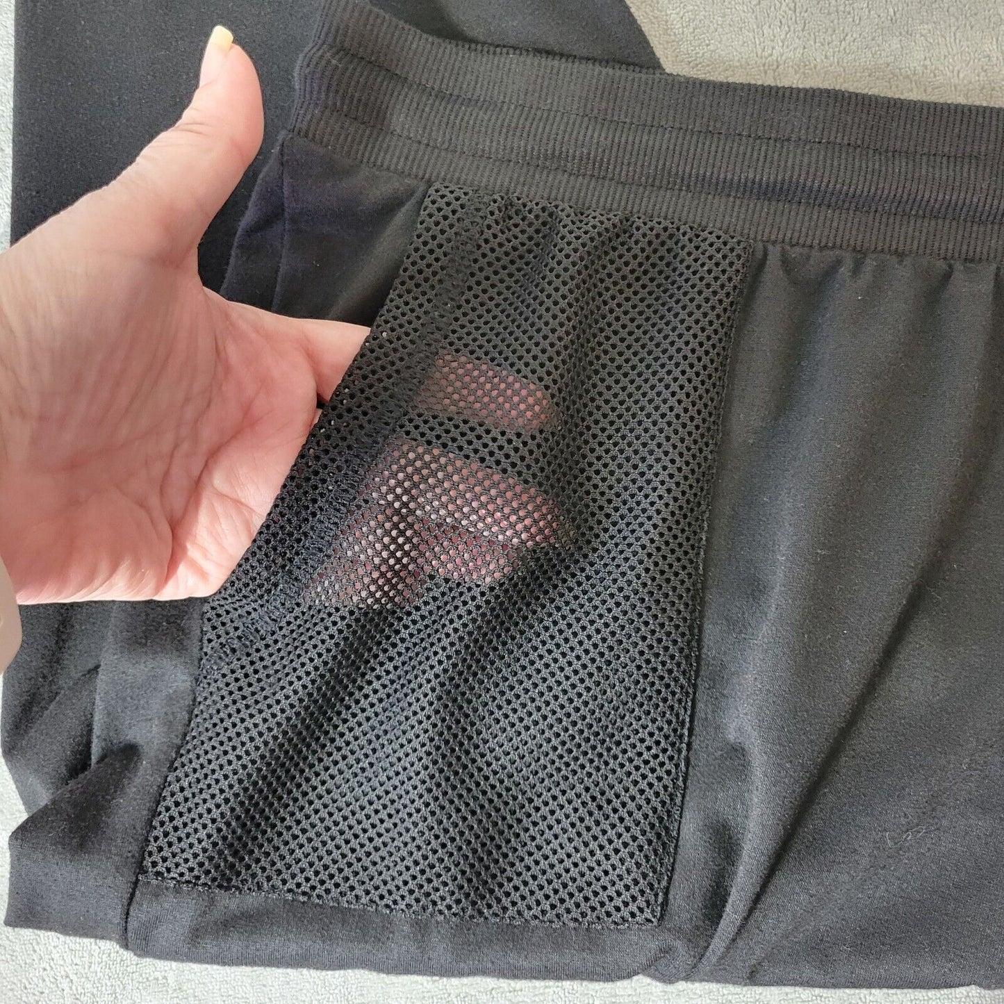 Daisy Fuentes Womens Pants 3X Plus Pull On Capri Activewear Black Lightweight