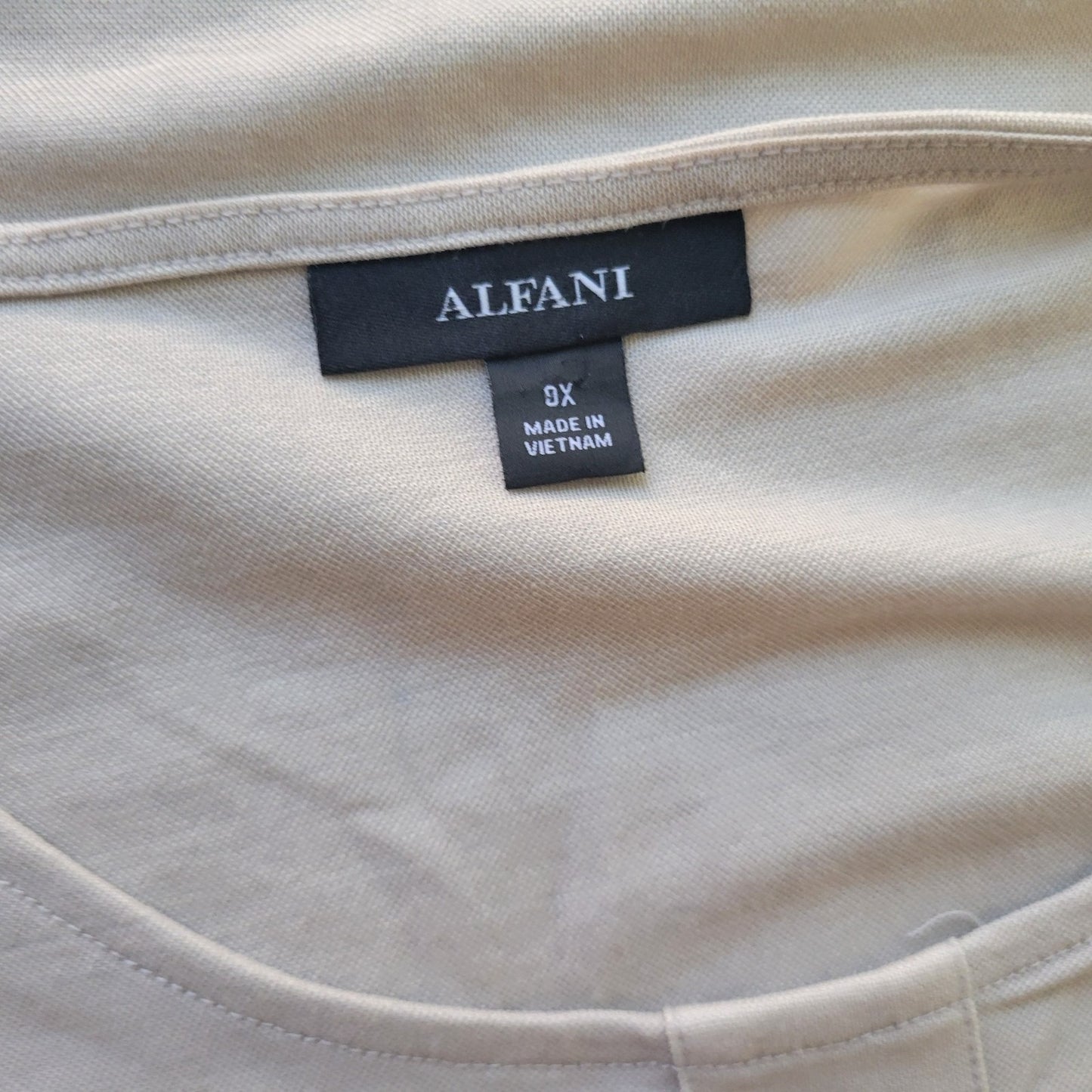 Alfani Womens Top 0X Plus Flutter Sleeve Beige Deco Buttons Office Lightweight