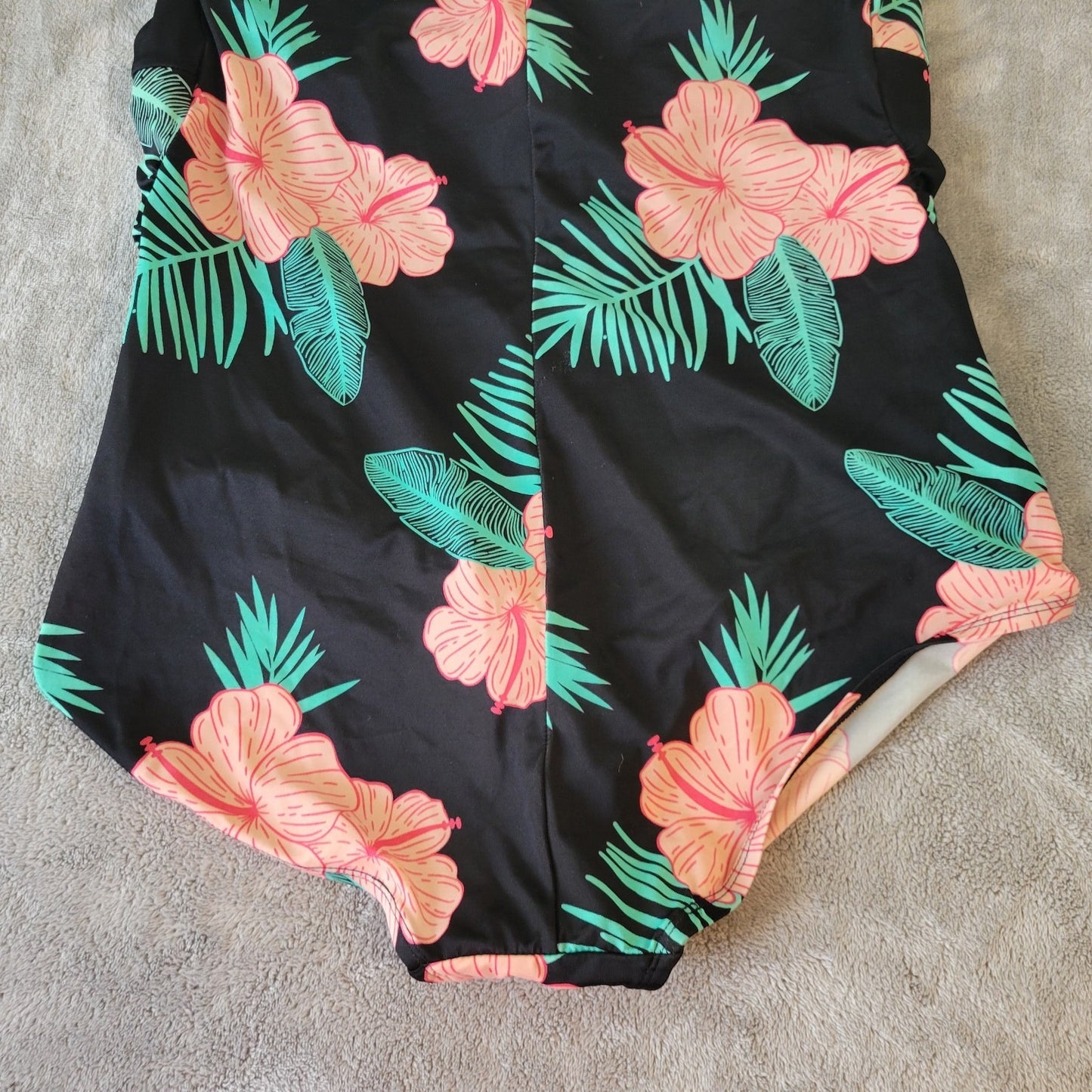 Crane Womens Swimsuit XXL Plus One Piece Halter Pink Black Floral Bra Keyhole