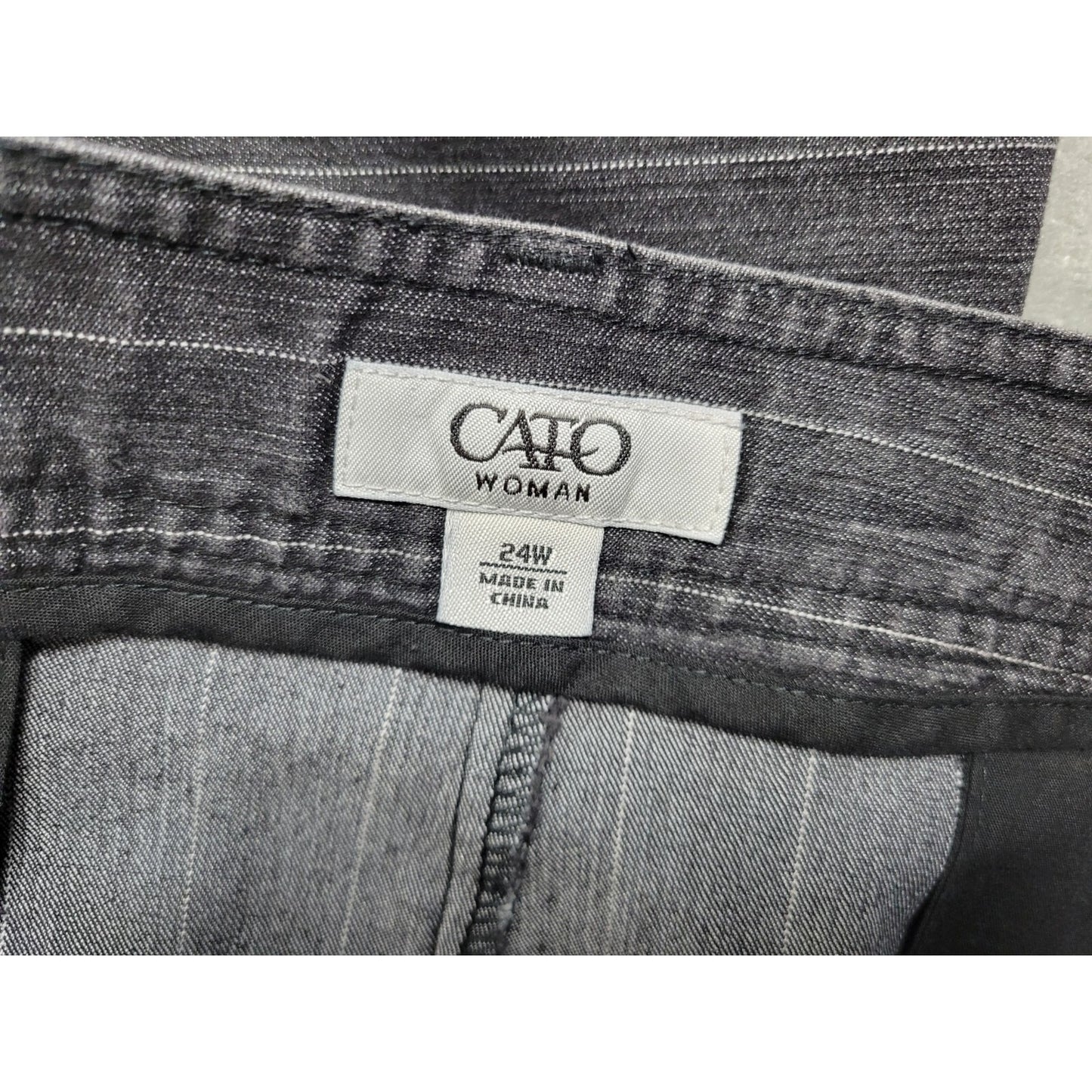 Cato Womens Pants 24W Plus Capri Black Stripe Cotton Blend Casual Stretchy Zip