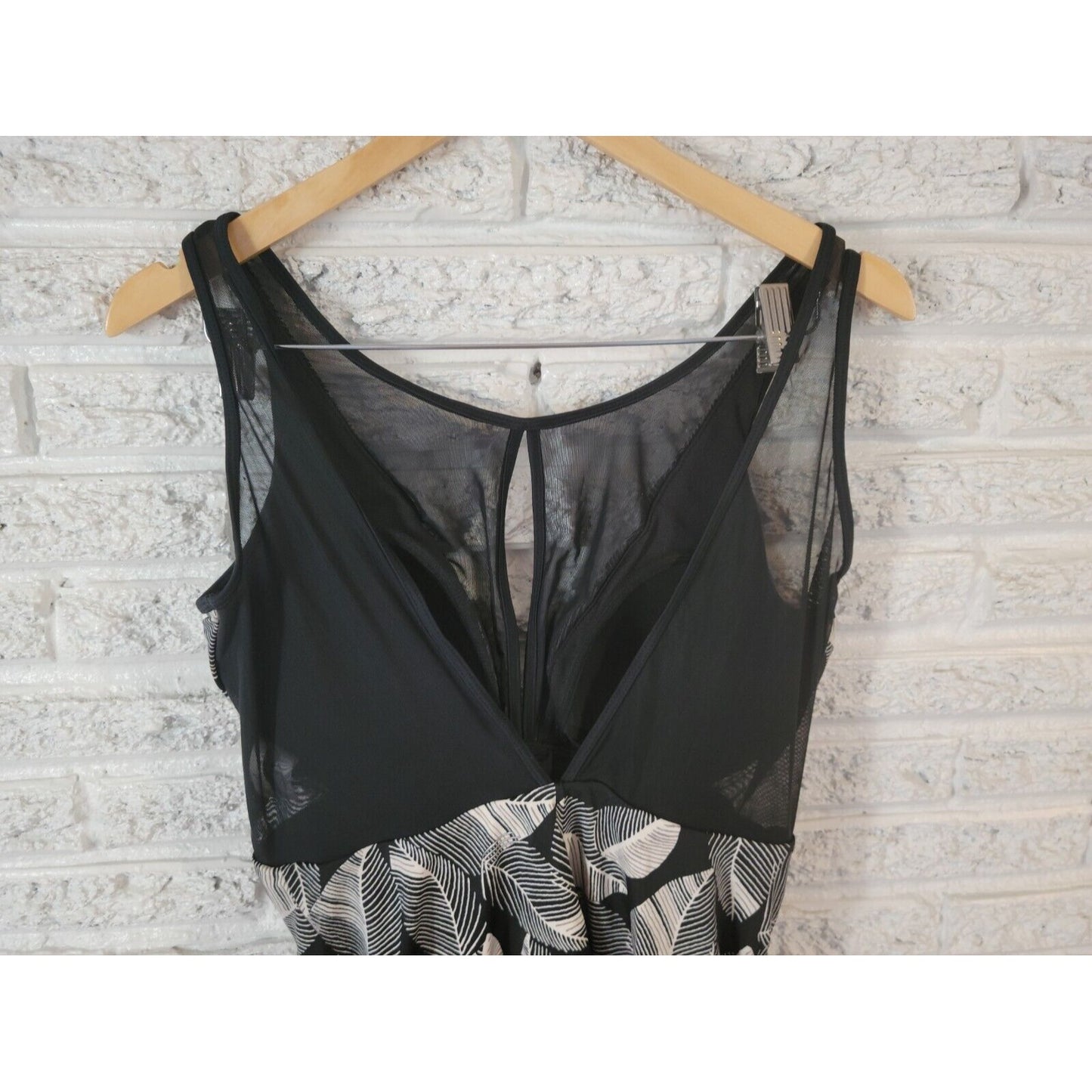 Time Tru Womens Swimsuit XL One Piece Black White Floral Mesh Plunge Neck Bra