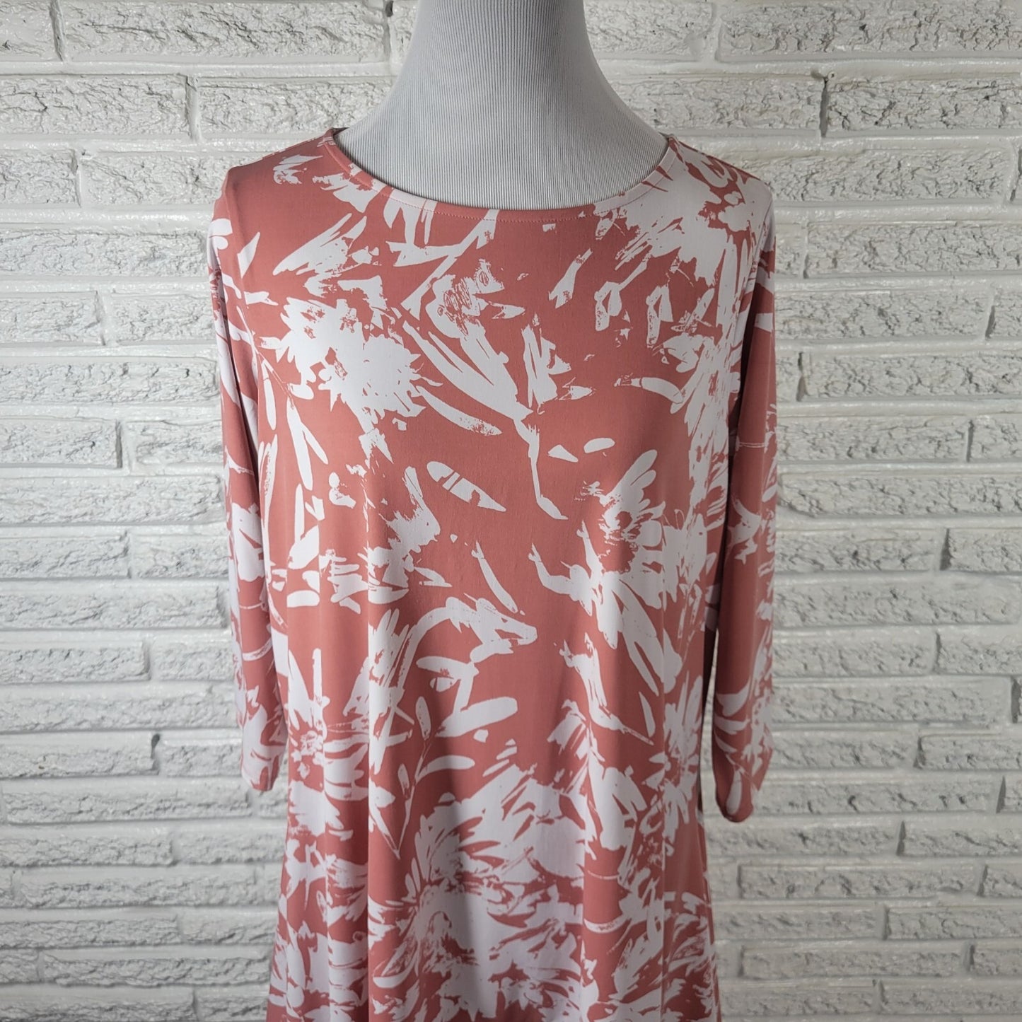 Alfani Womens Top 0X Plus Tunic Long Sleeve Pink White Watercolor Poly Blend