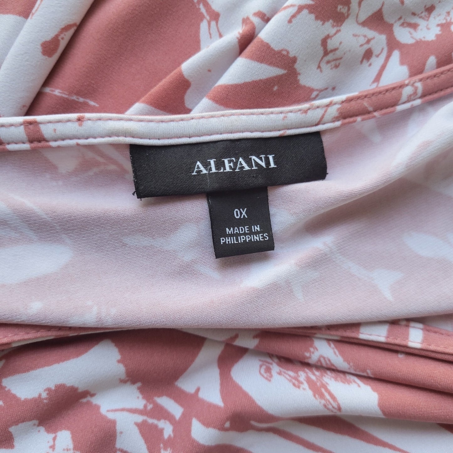 Alfani Womens Top 0X Plus Tunic Long Sleeve Pink White Watercolor Poly Blend