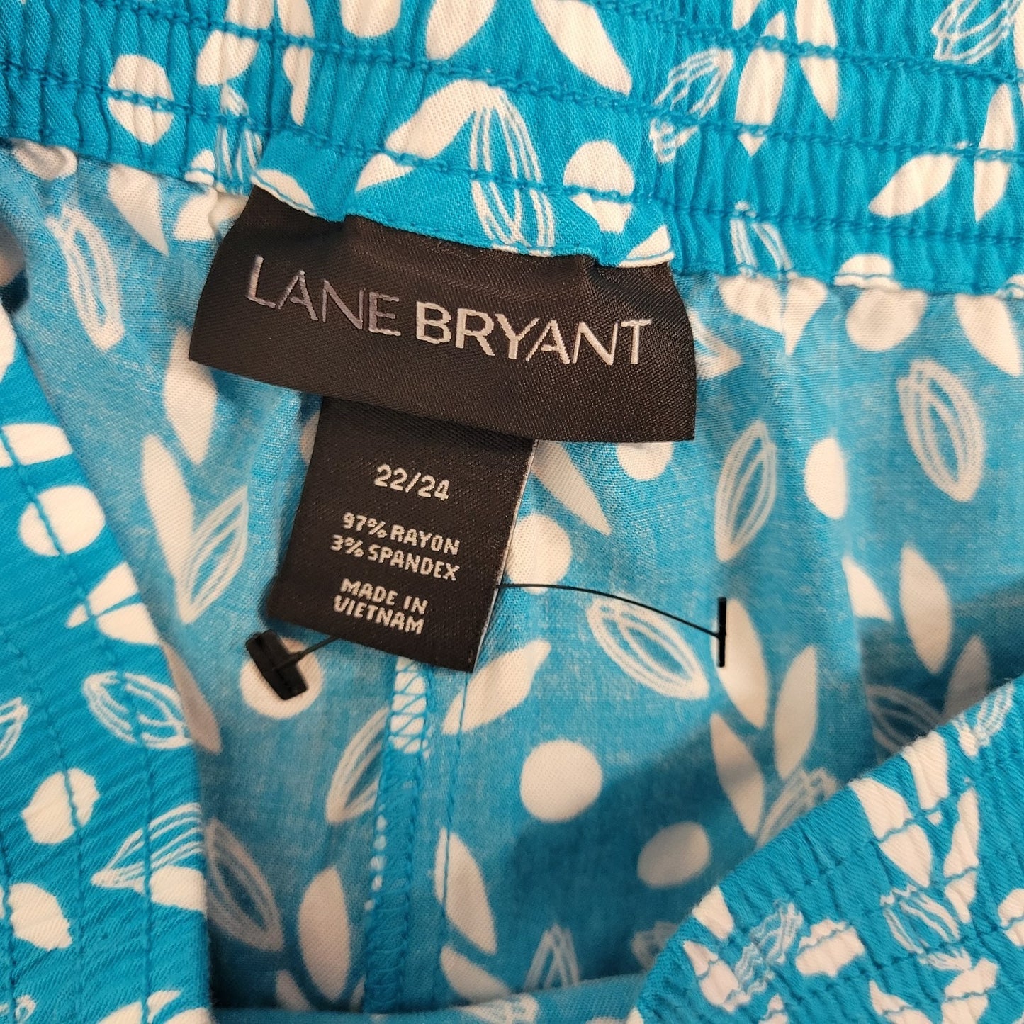 Lane Bryant Womens Shorts 22 24 Plus Pull On Lightweight Blue Floral Pockets