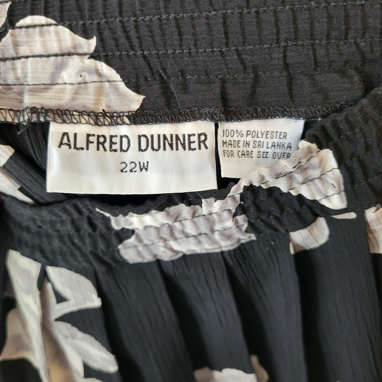Alfred Dunner Women Skirt 22W Plus ALine Pull On Black Gray Floral Sheer Pleated