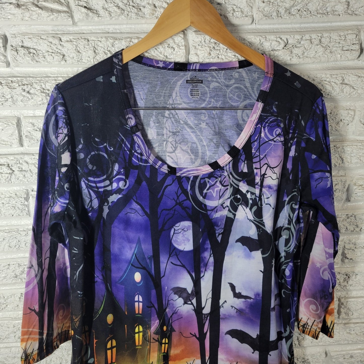 Halloween Womens Top XL 16 18 Tee 3/4 Sleeve Purple Haunted House Spooky Night