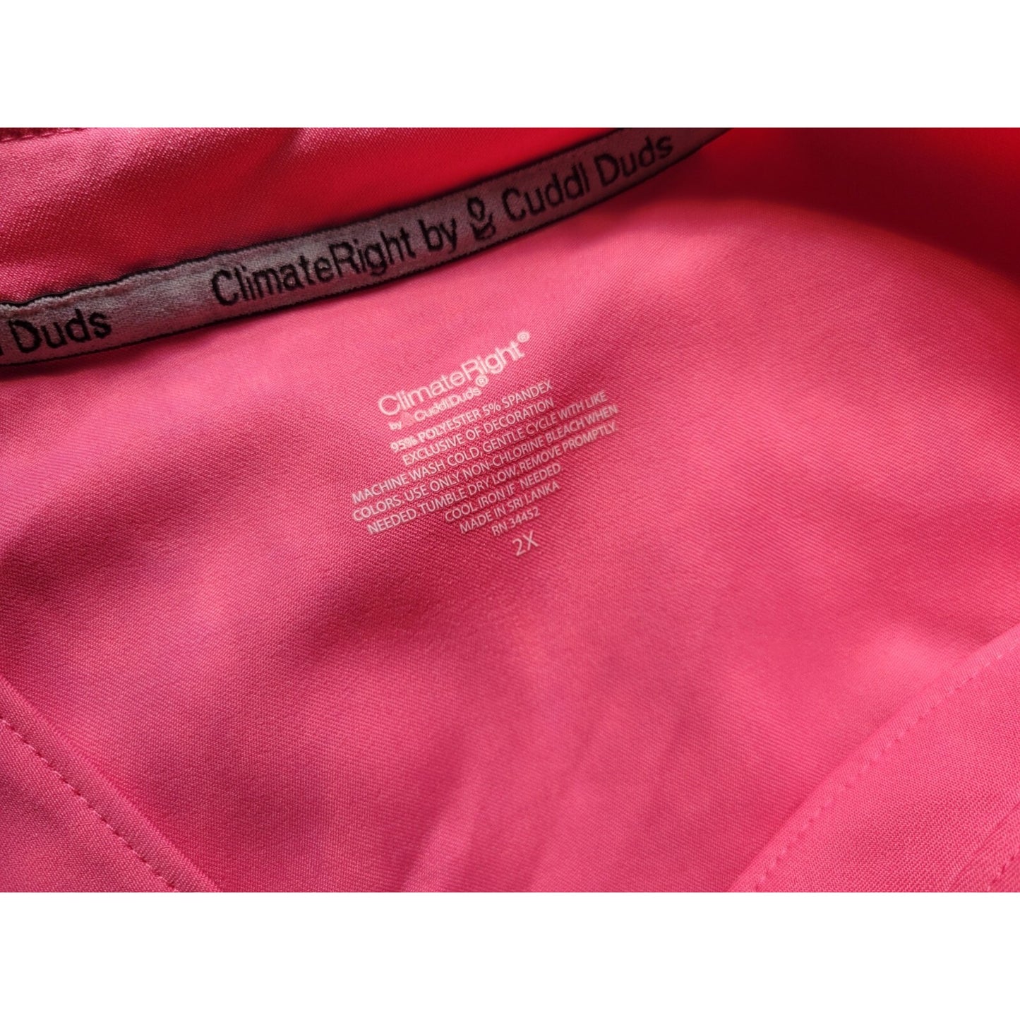 Cuddl Duds Climate Right Scrub Top 3X Plus Short Sleeve Pink Pockets Poly Blend