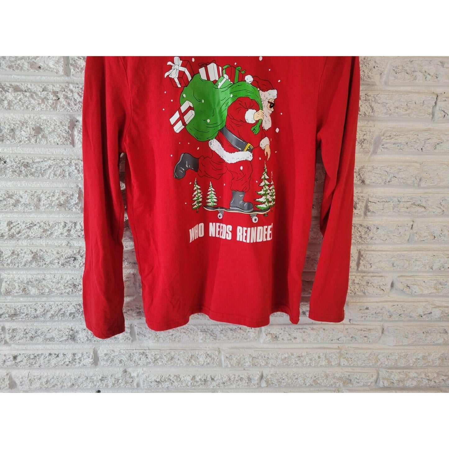 Christmas Holiday Time Womens Top Extra Large Tee Long Sleeve Red Santa Claus