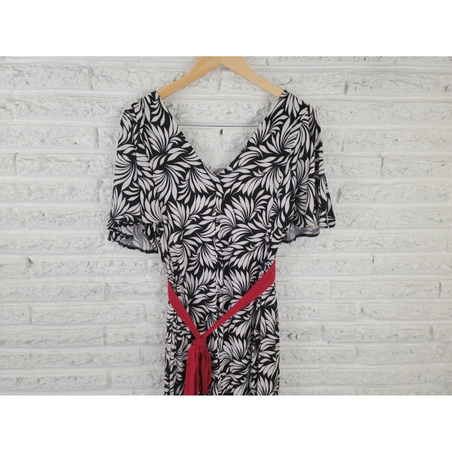 Marianne Womens Dress 2X Plus Midi Fit Flare Batwing Sleeve Black Floral Sash