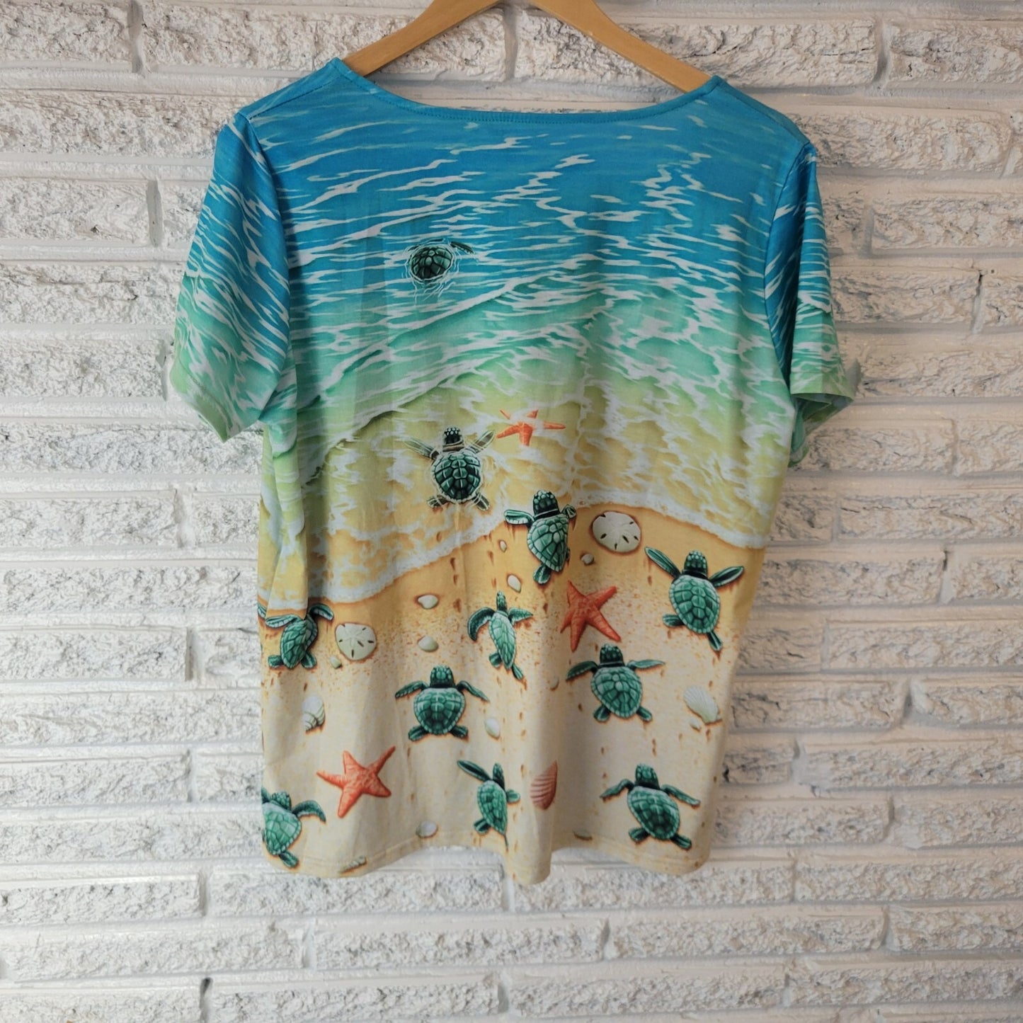 Sea Turtles Womens Top Extra Large XL Tee Short Sleeve Beach Blue Poly Blend