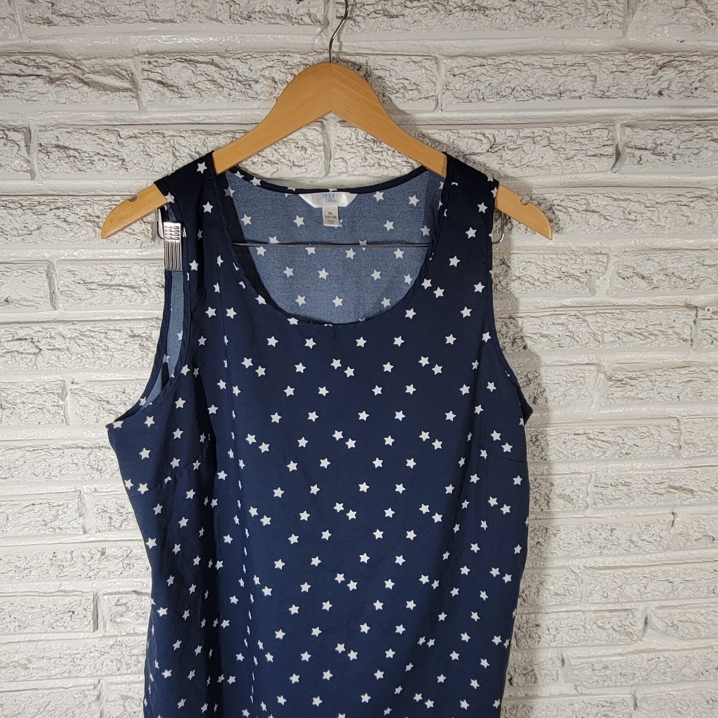 Fourth of July Time Tru Womens Top XL 16 18 Tank Patriotic Polyester Blue Stars