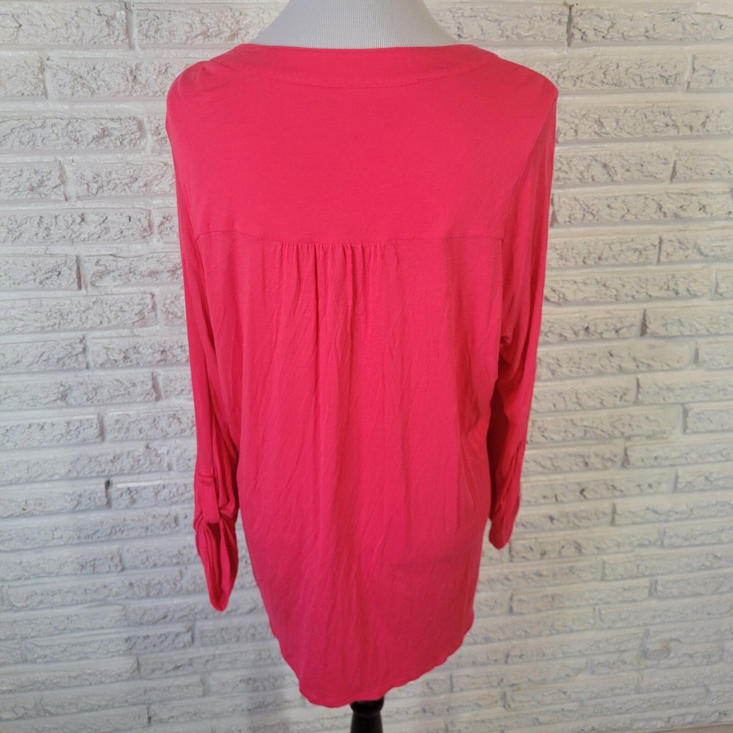 Apt 9 Womens Top 1X Plus Long Roll Tab Sleeve Pink Lace Comfy Quarter Button