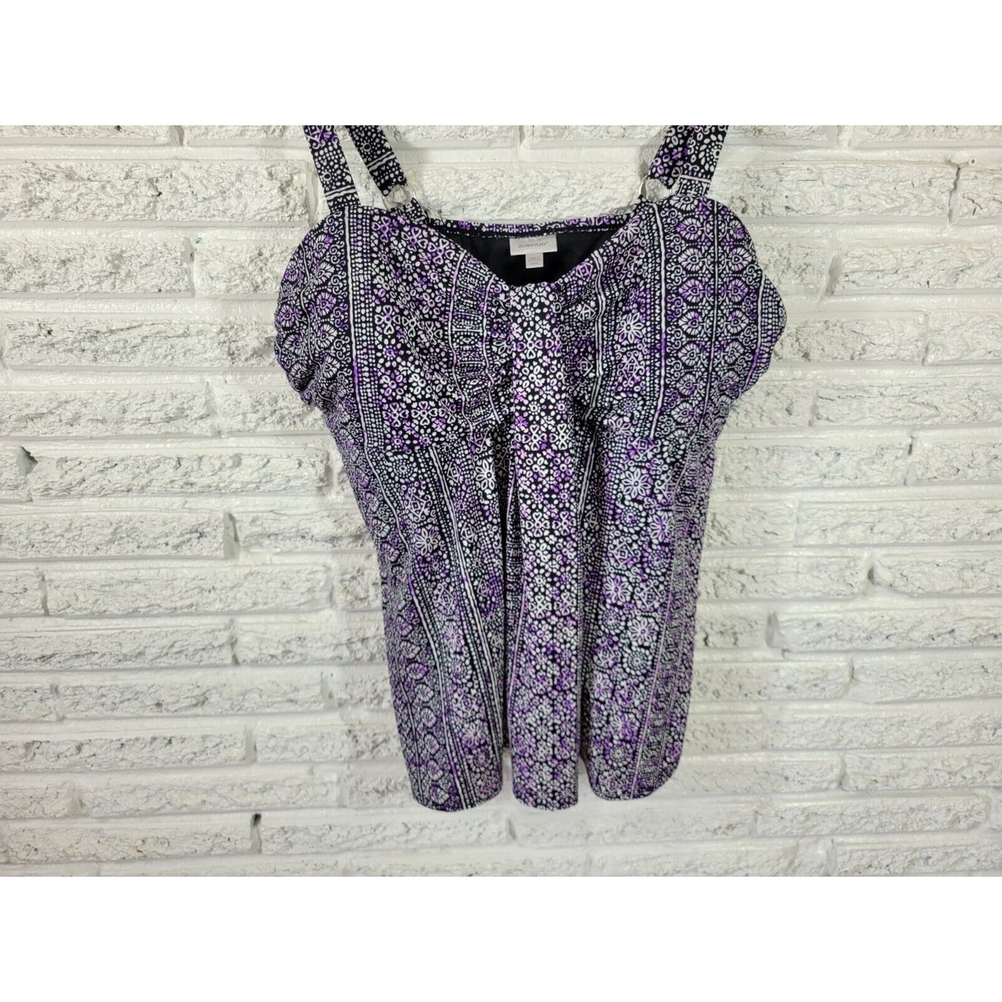 Avenue Womens Swim Top 22W Adjustable Wide Strap Sleeveless Bra Black Geometric