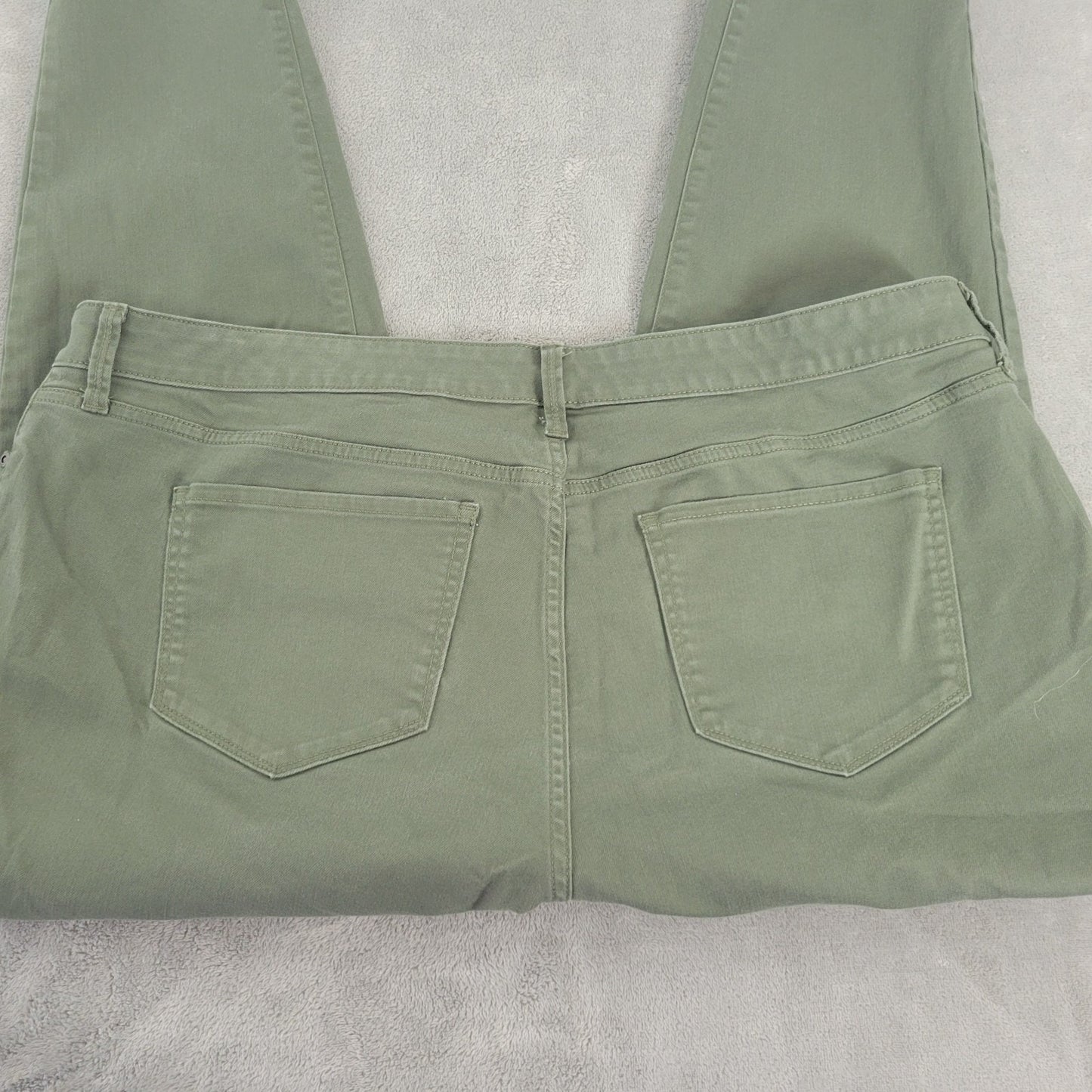 St Johns Bay Womens Jeans 24W Plus Cropped Skinny Leg Green Denim Zip Fly Comfy