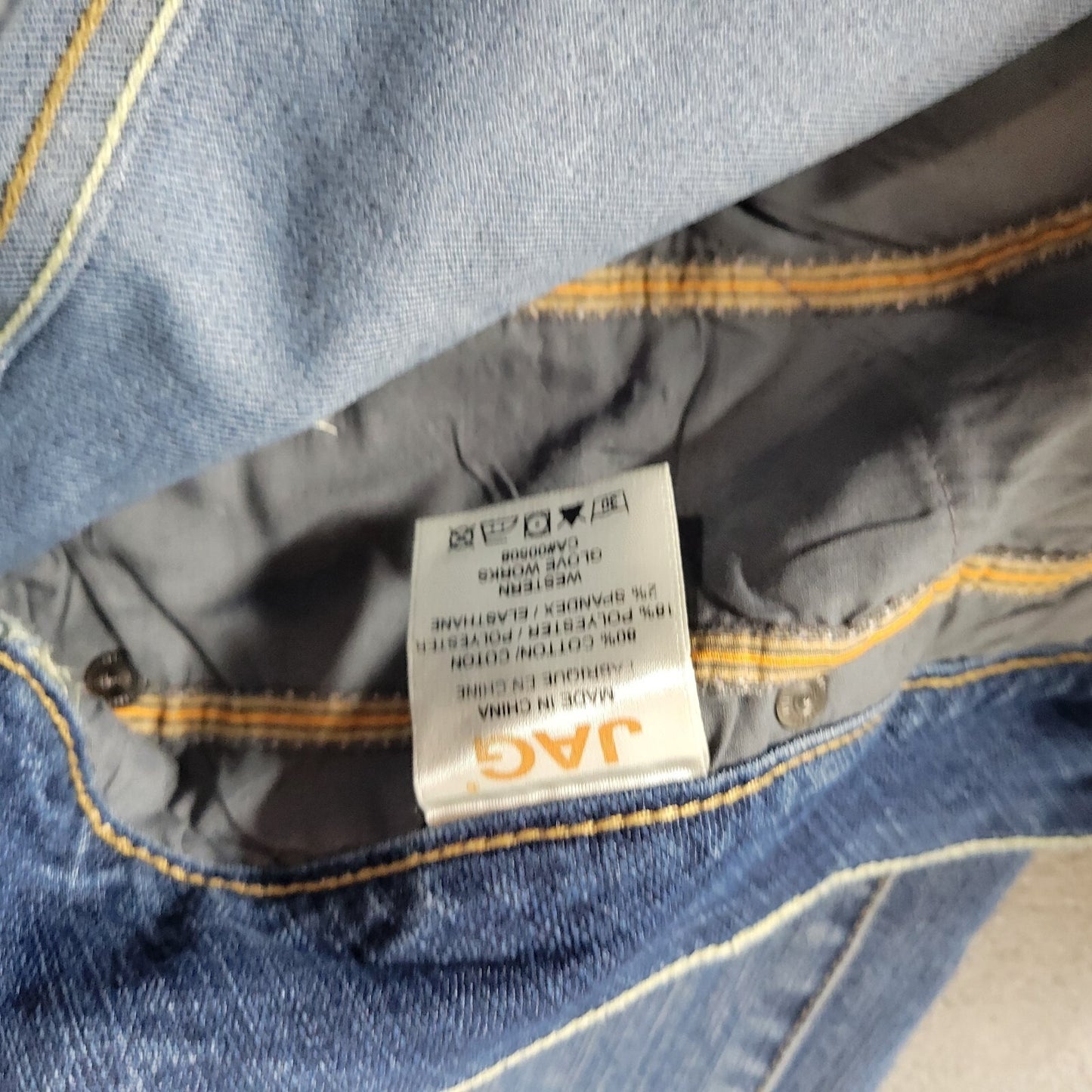 Jag Women Jeans 20W Straight Leg Slight Distressed Cropped Medium Blue Denim Zip