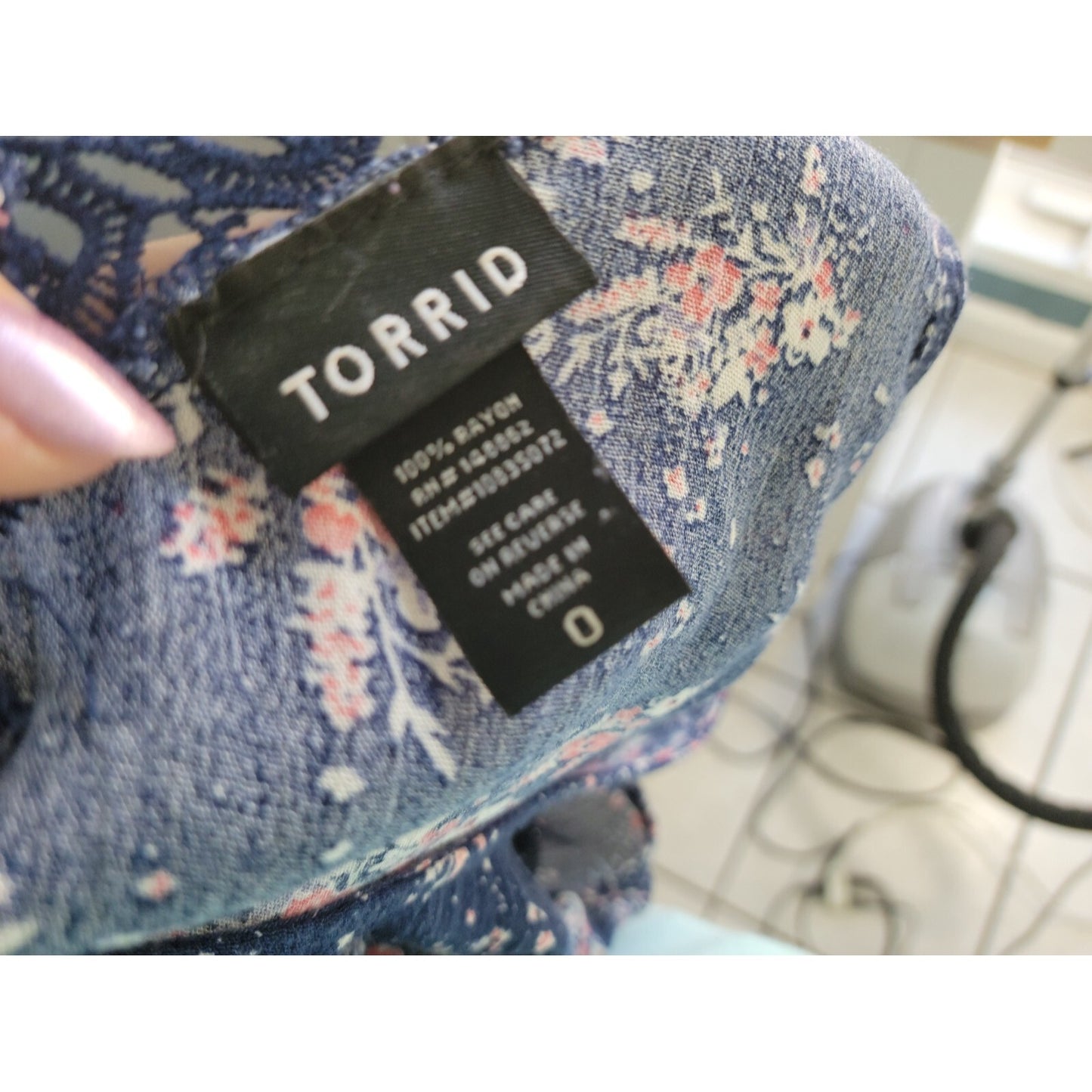 Torrid Womens Top 0 0X Plus Tank Keyhole Back Crochet Casual Blue Floral Rayon