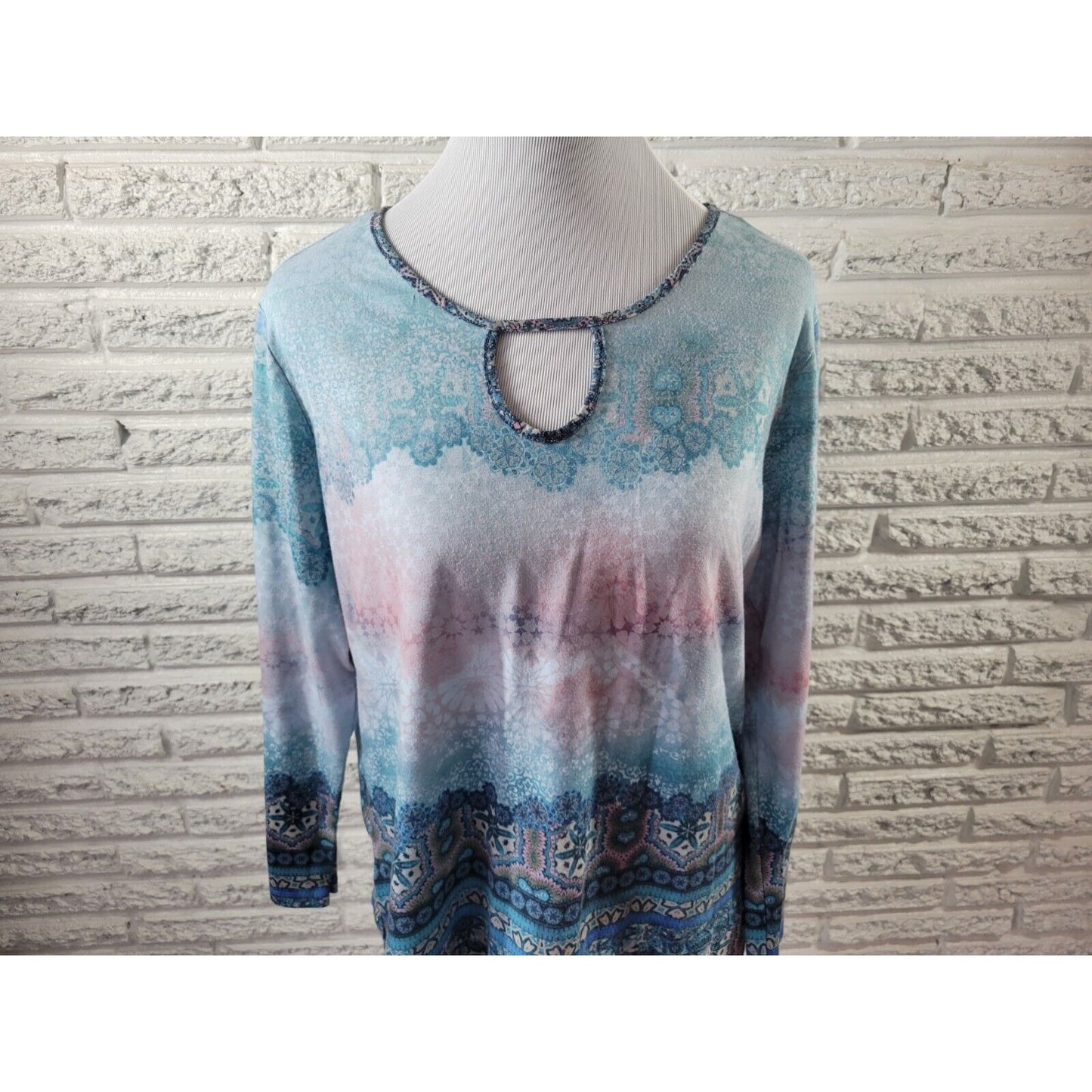 Live Let Live Women Top Extra Large Long Sleeve Blue Geometric Keyhole Casual