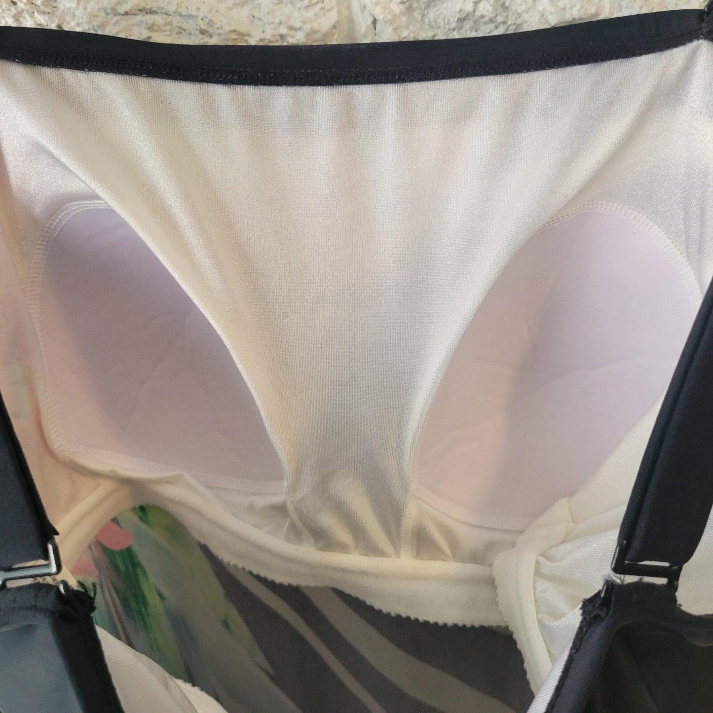 Maxine Hollywood Womens Swim Top 22W Black Pink Built in Bra Adjustable Strap