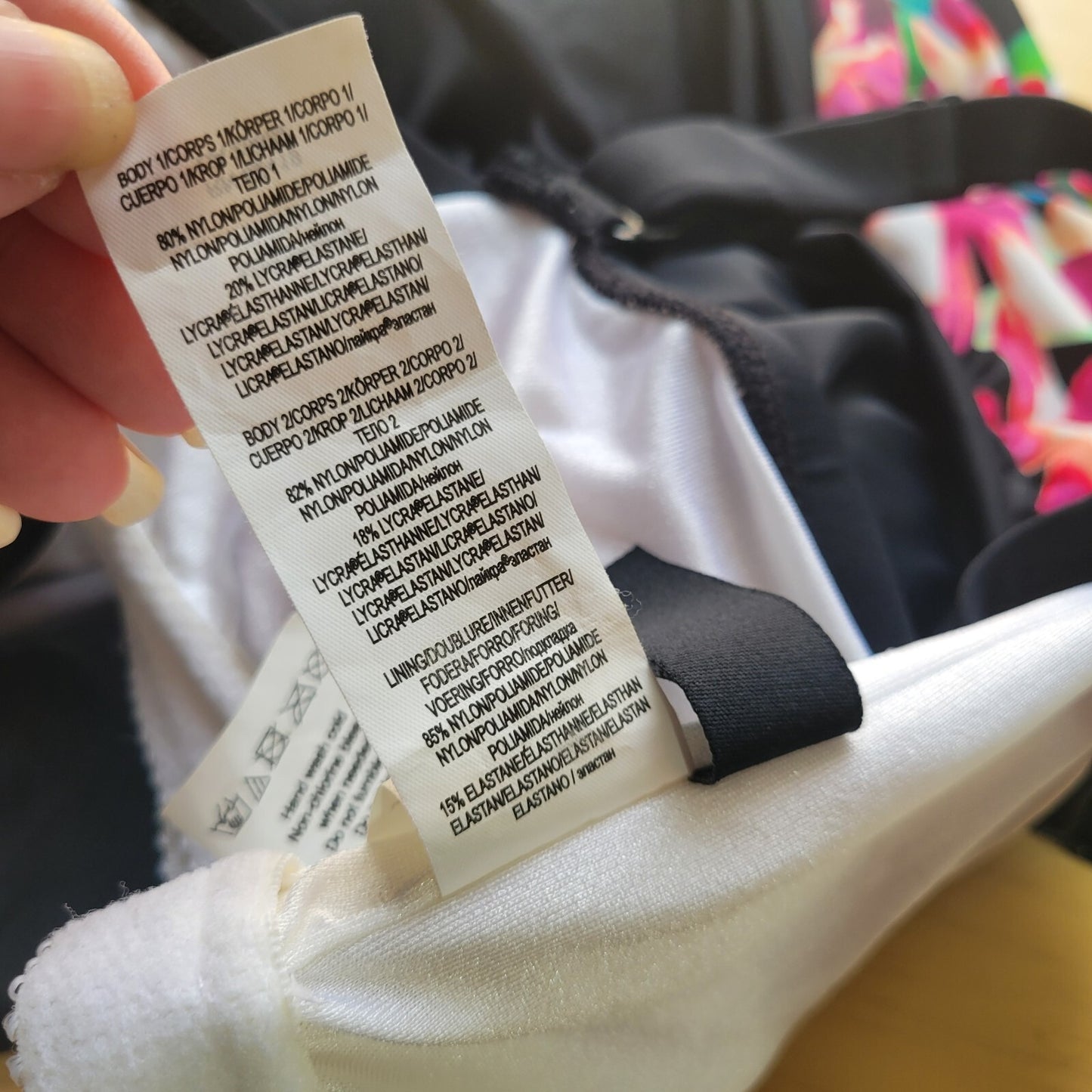 Maxine Hollywood Womens Swim Top 22W Black Pink Built in Bra Adjustable Strap