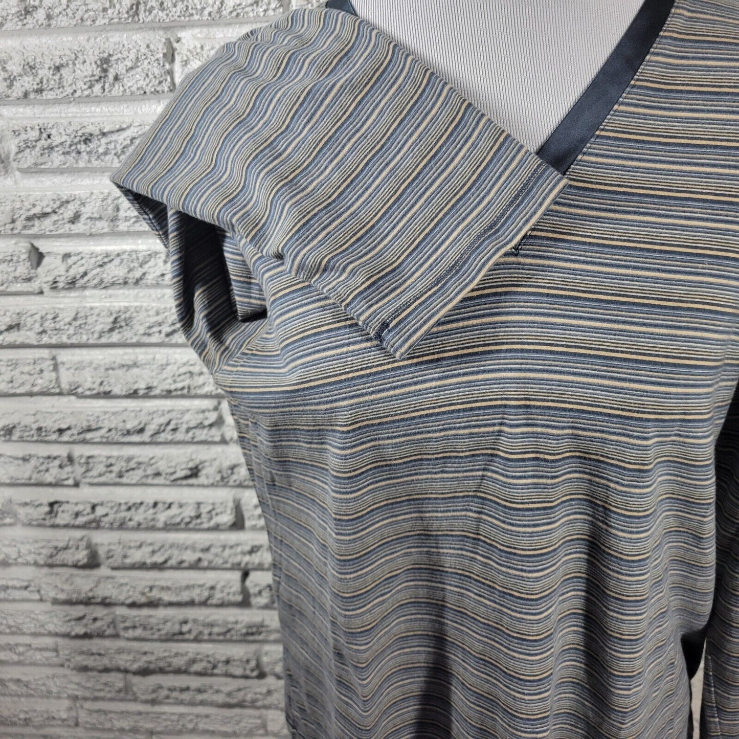 Liz Claiborne Women Top Extra Large Tee Long Sleeve Blue White Stripe Casual