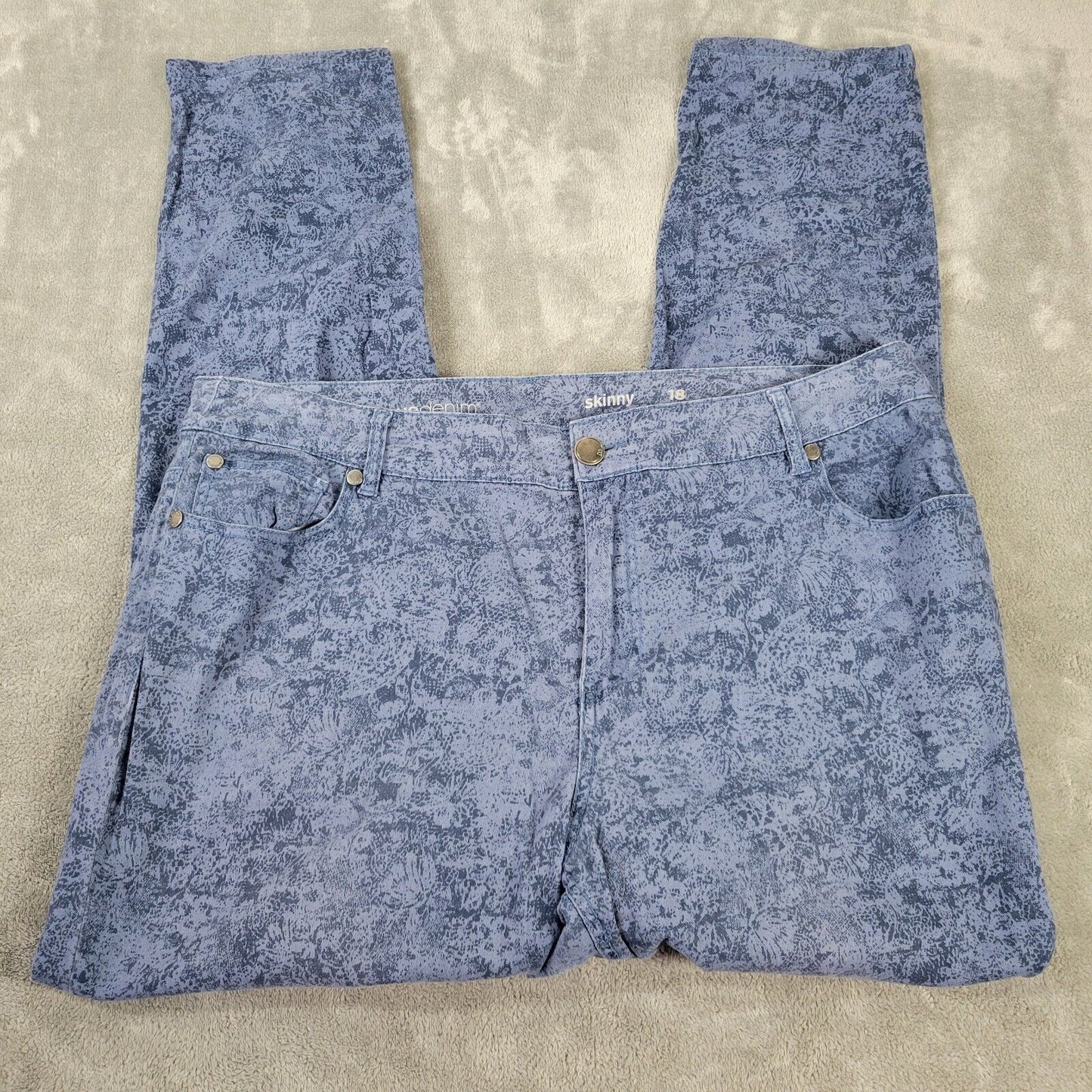 Avenue Womens Jeans 18 Skinny Blue Patterned Denim Zip Fly Cotton Blend Comfy