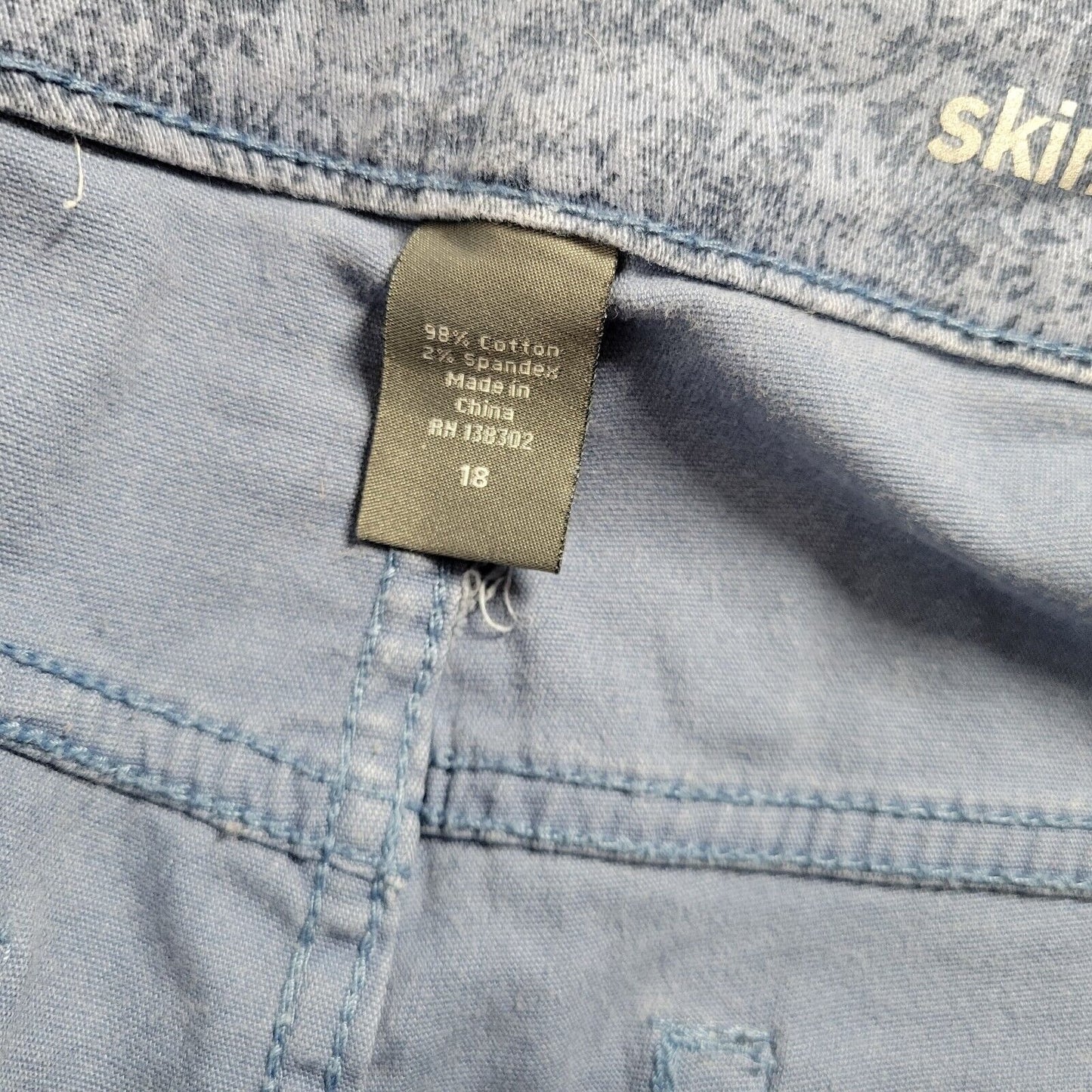Avenue Womens Jeans 18 Skinny Blue Patterned Denim Zip Fly Cotton Blend Comfy