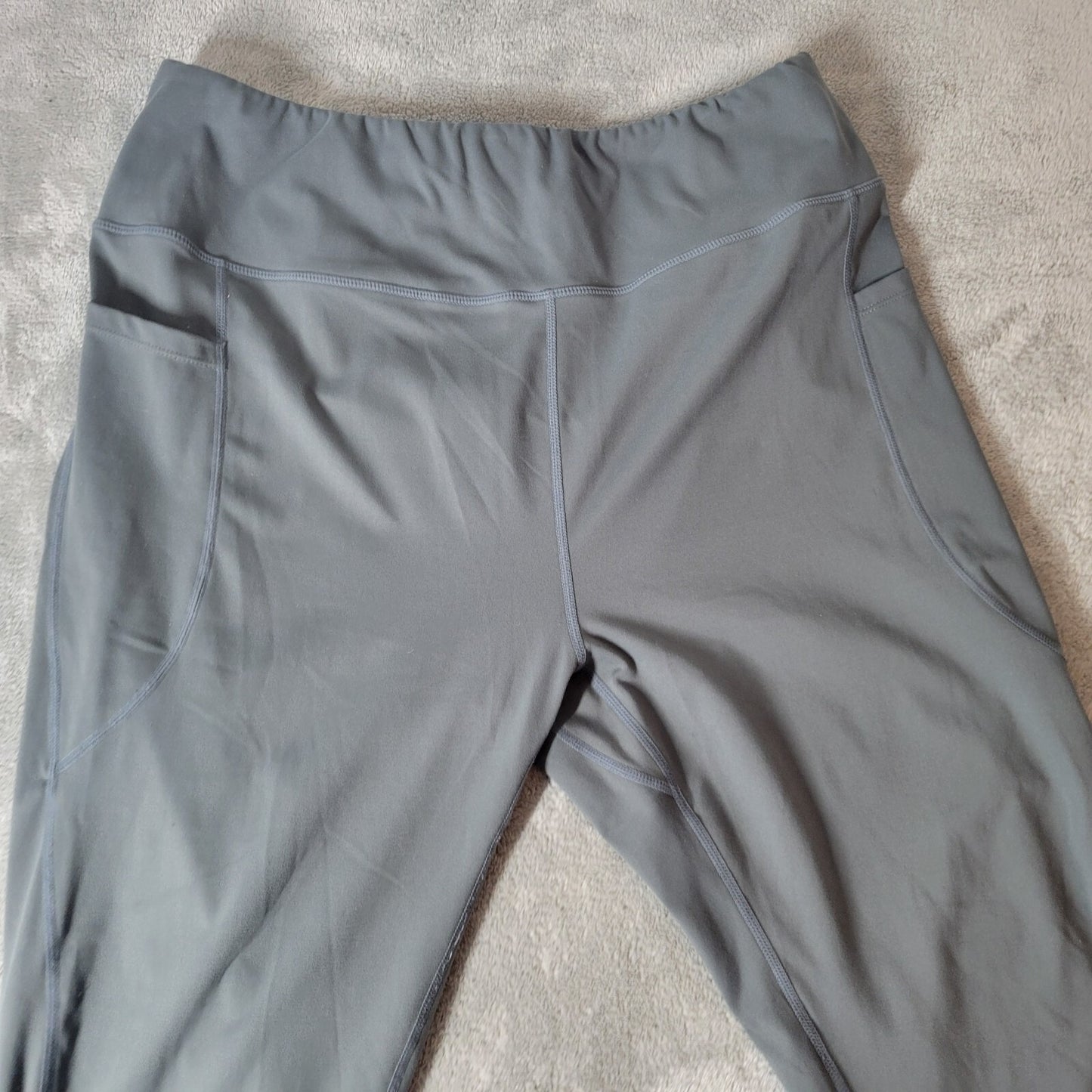 Baleaf Women Pants 2XL Plus Leggings Capri Pull On Gray Pockets Activewear Comfy