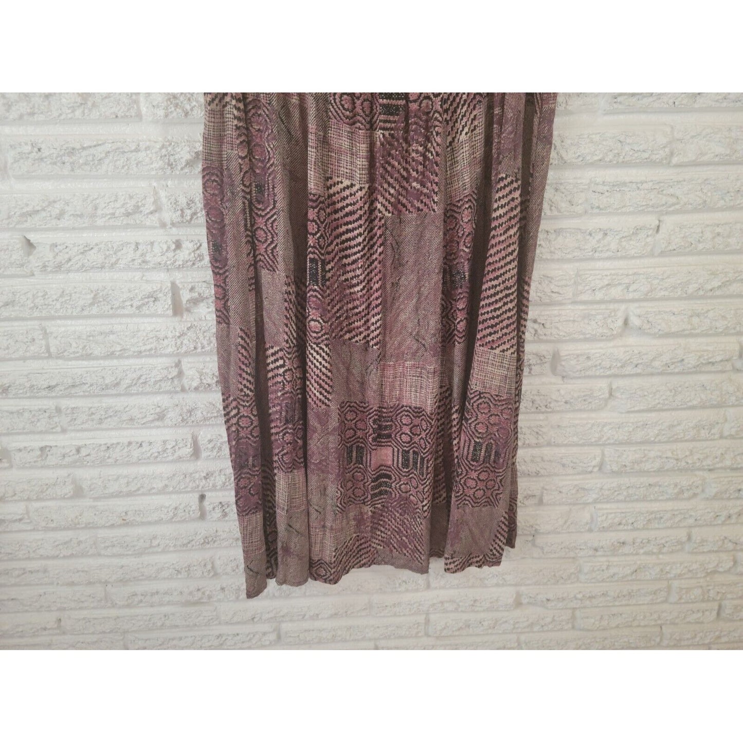 Vintage Carole Little Women Skirt 24 ALine Short Pull On Purple Geometric Rayon