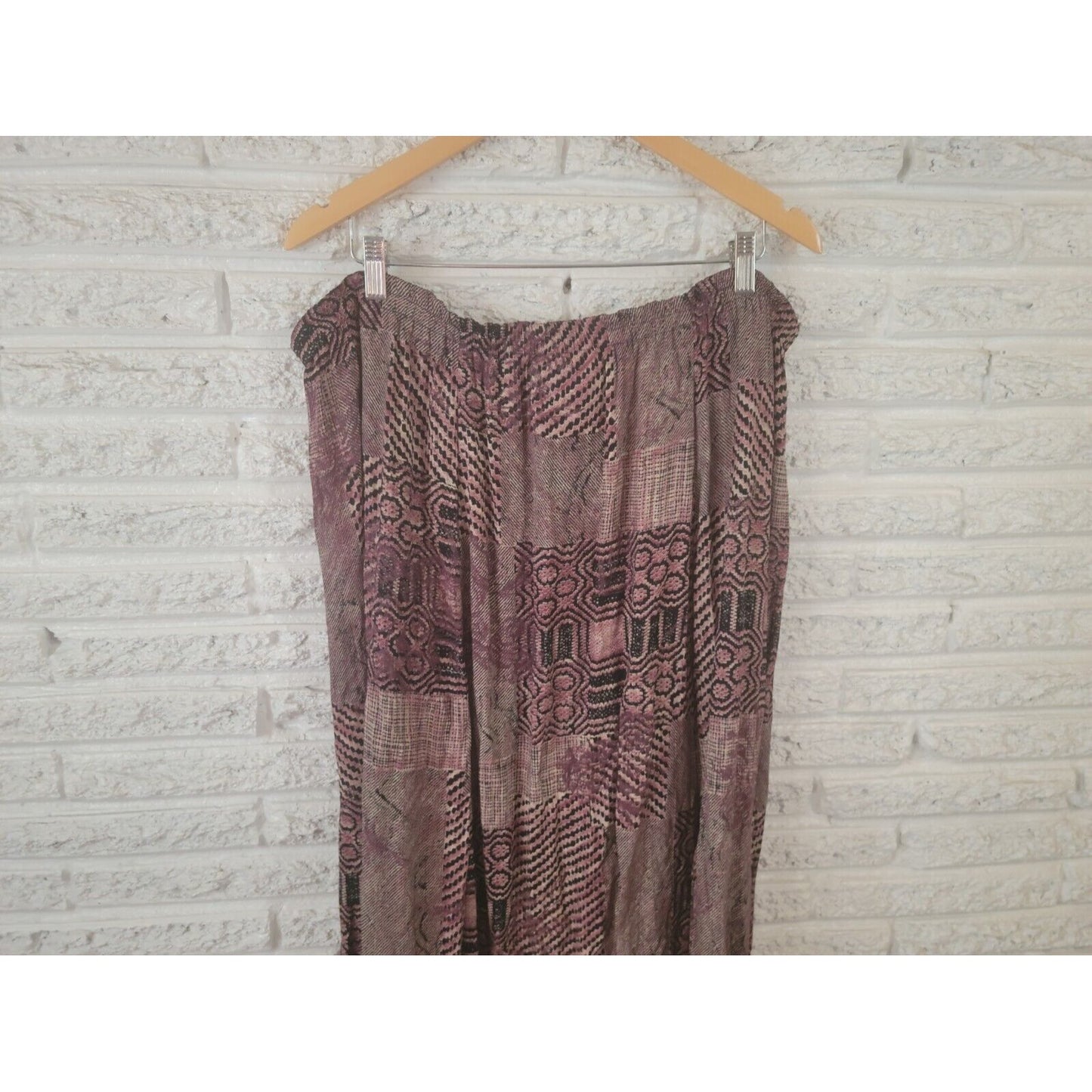 Vintage Carole Little Women Skirt 24 ALine Short Pull On Purple Geometric Rayon