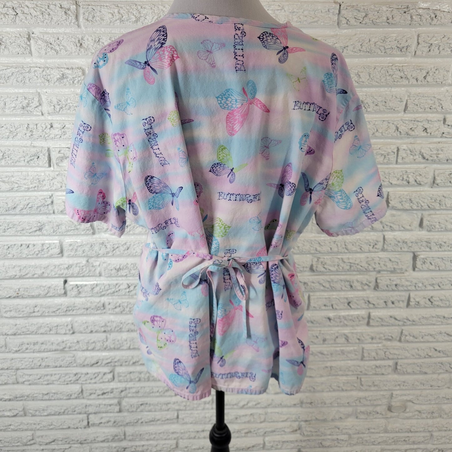 SB Scrubs Unisex Scrub Top XL Short Sleeve Blue Butterflies Pockets Lightweight