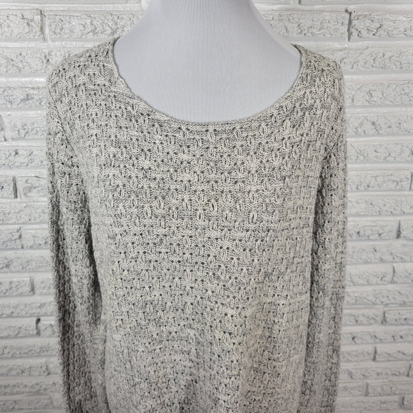 Liz Claiborne Womens Sweater Extra Large XL Long Sleeve Gray Open Knit Casual