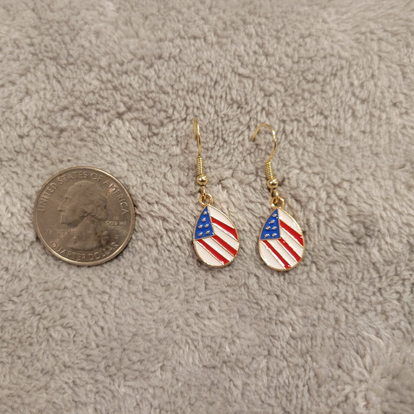 Fourth of July Patriotic Womens Earrings One Pair Teardrop Flag Hanging Dangle