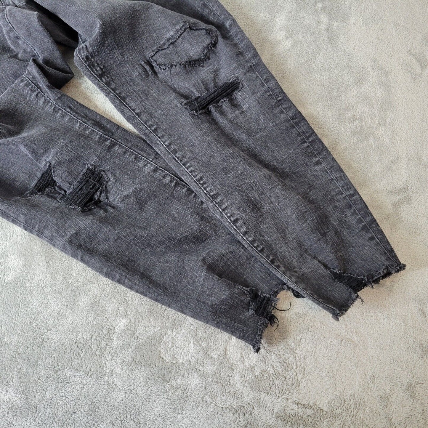 Maurices Women Jeans 22W Plus Cropped Black Denim Distressed Zip Fly Raw Hem