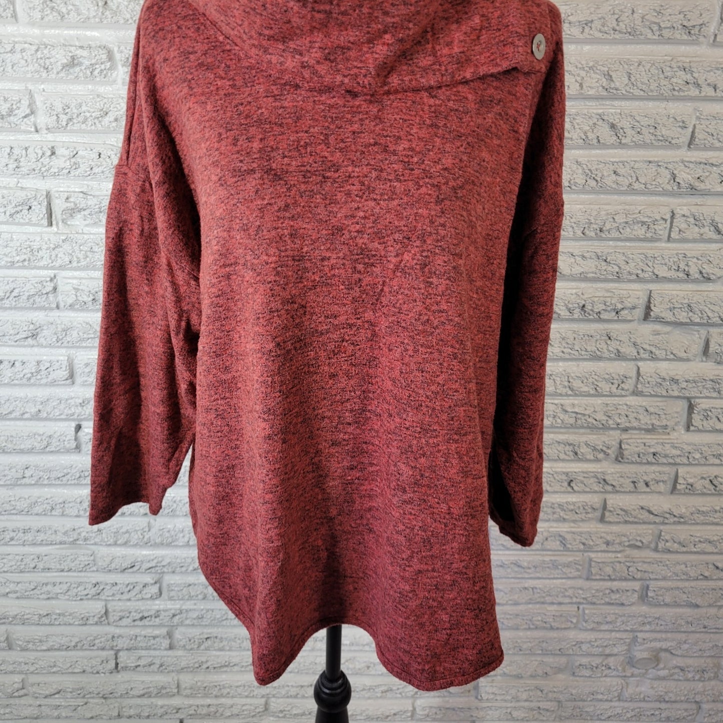 Ruby Rd Women Sweater 1X Plus Cowl Neck 3/4 Sleeve Deco Buttons Muted Red Marled