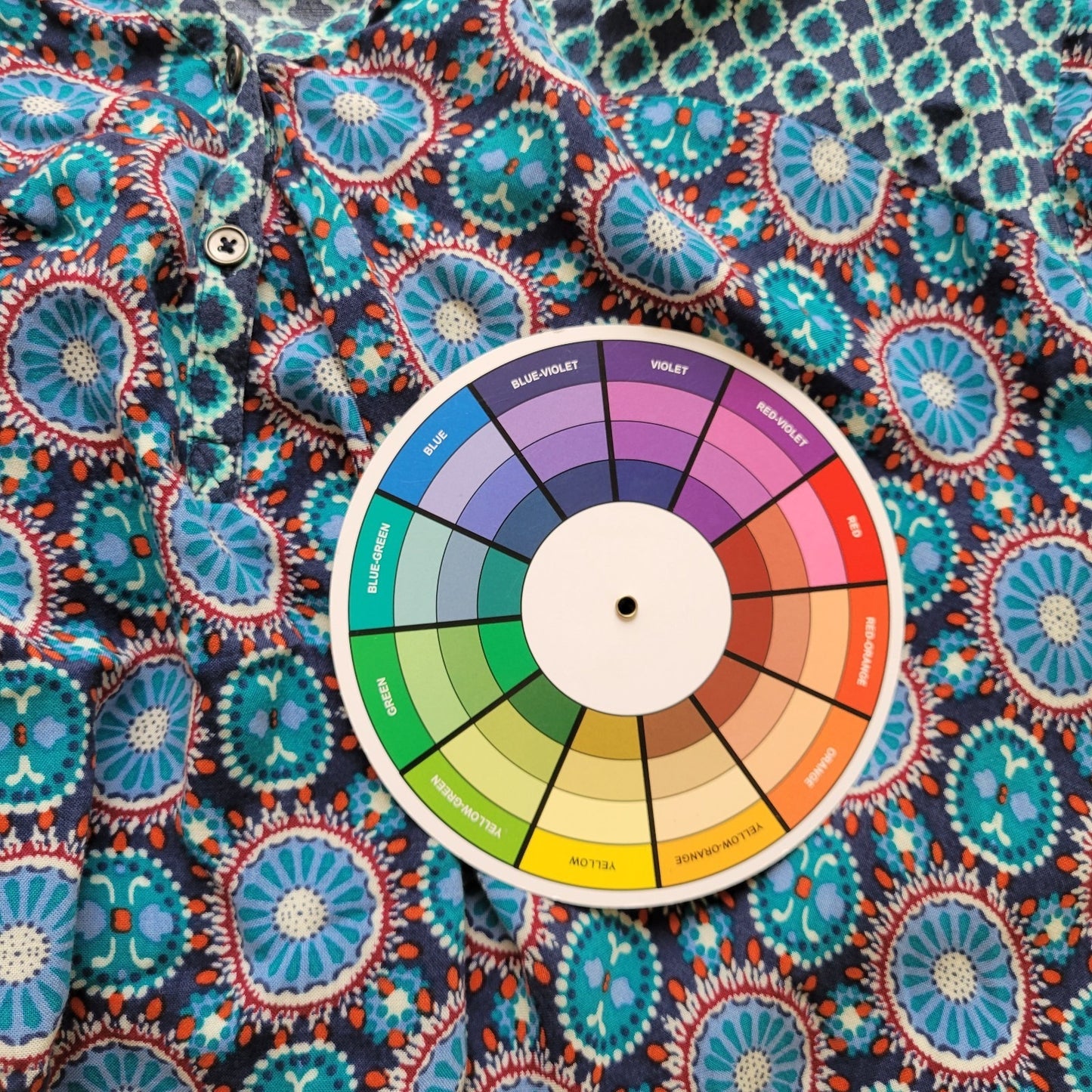 Cato Womens Top 26 28 Plus Long Sleeve Blue Red Geometric Lightweight Rayon