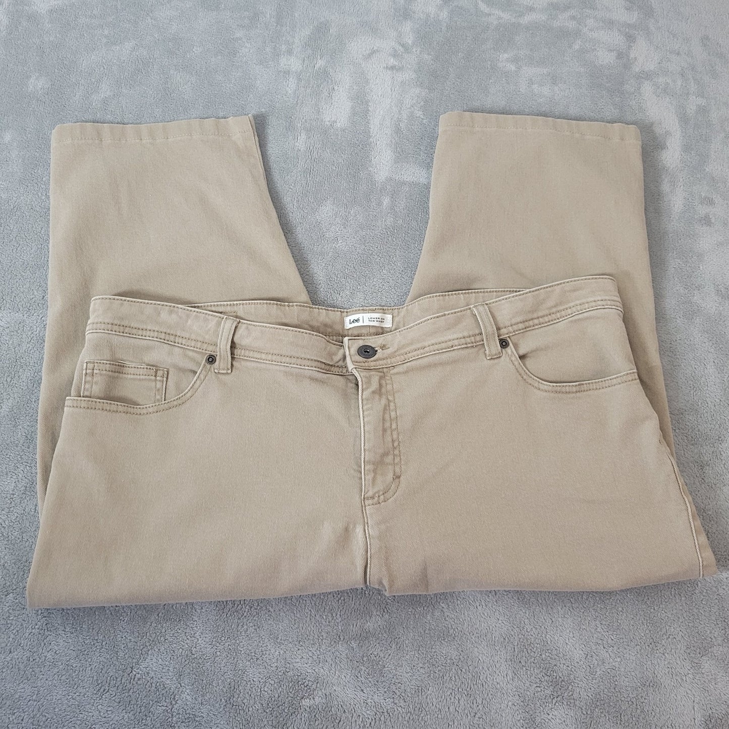 Lee Women Jeans 18W Plus Capri Lower on Waist Beige Denim Zip Fly Comfy Pockets