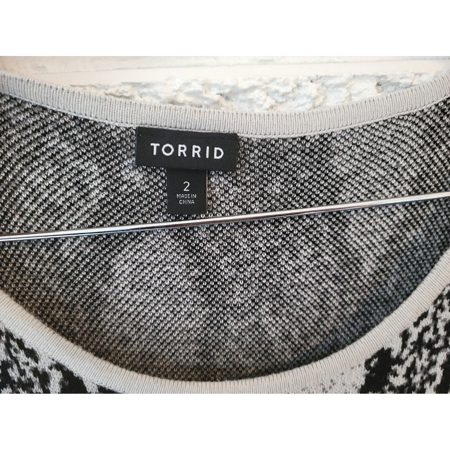 Torrid Womens Dress 2 2X Plus Sweater Tank Knit Black Geometric Sleeveless