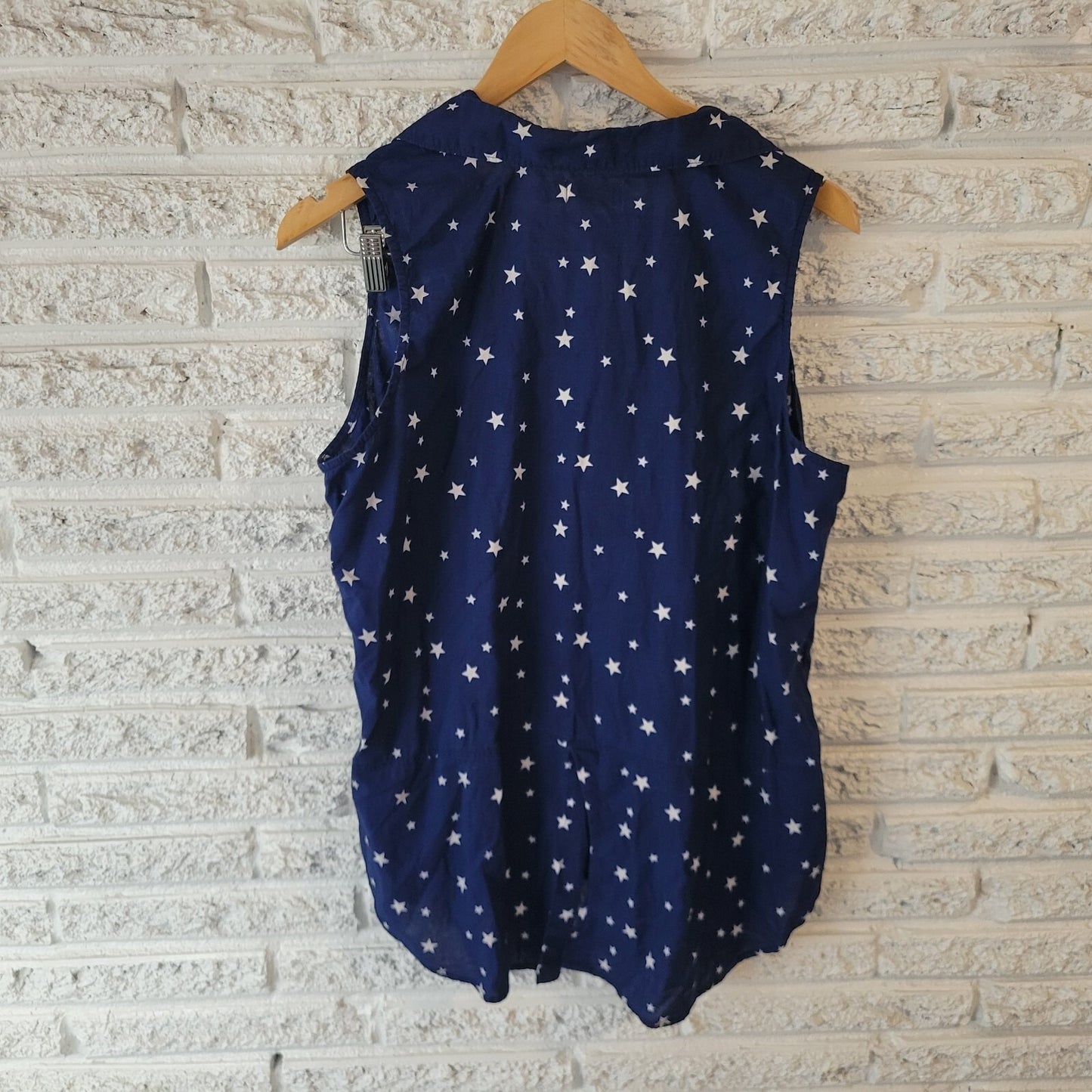 Faded Glory Womens Top XXL 20 Plus Sleeveless Button Up Blue Stars Cotton Collar