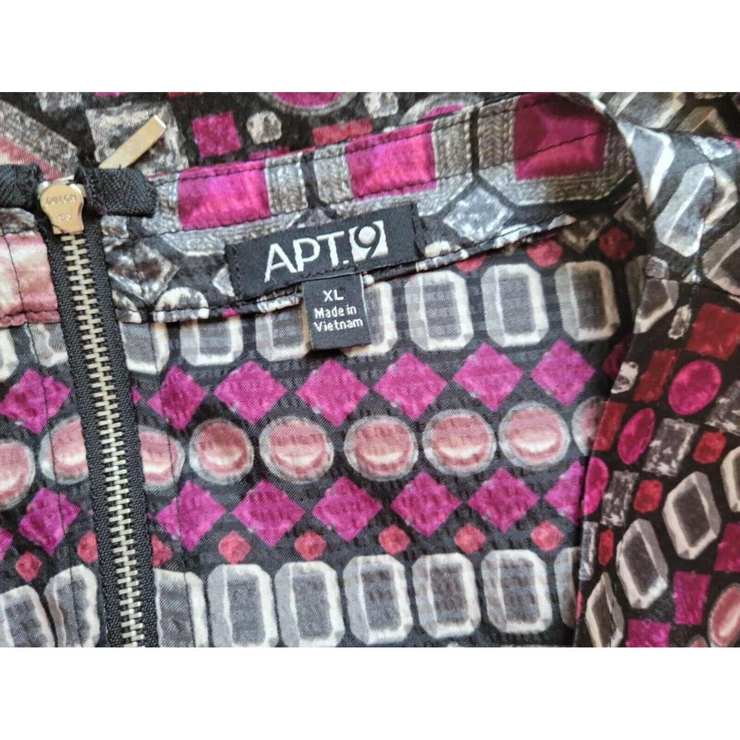 Apt 9 Womens Top Extra Large XL Tank Zip Back Slick Sleeveless Pink Geometric