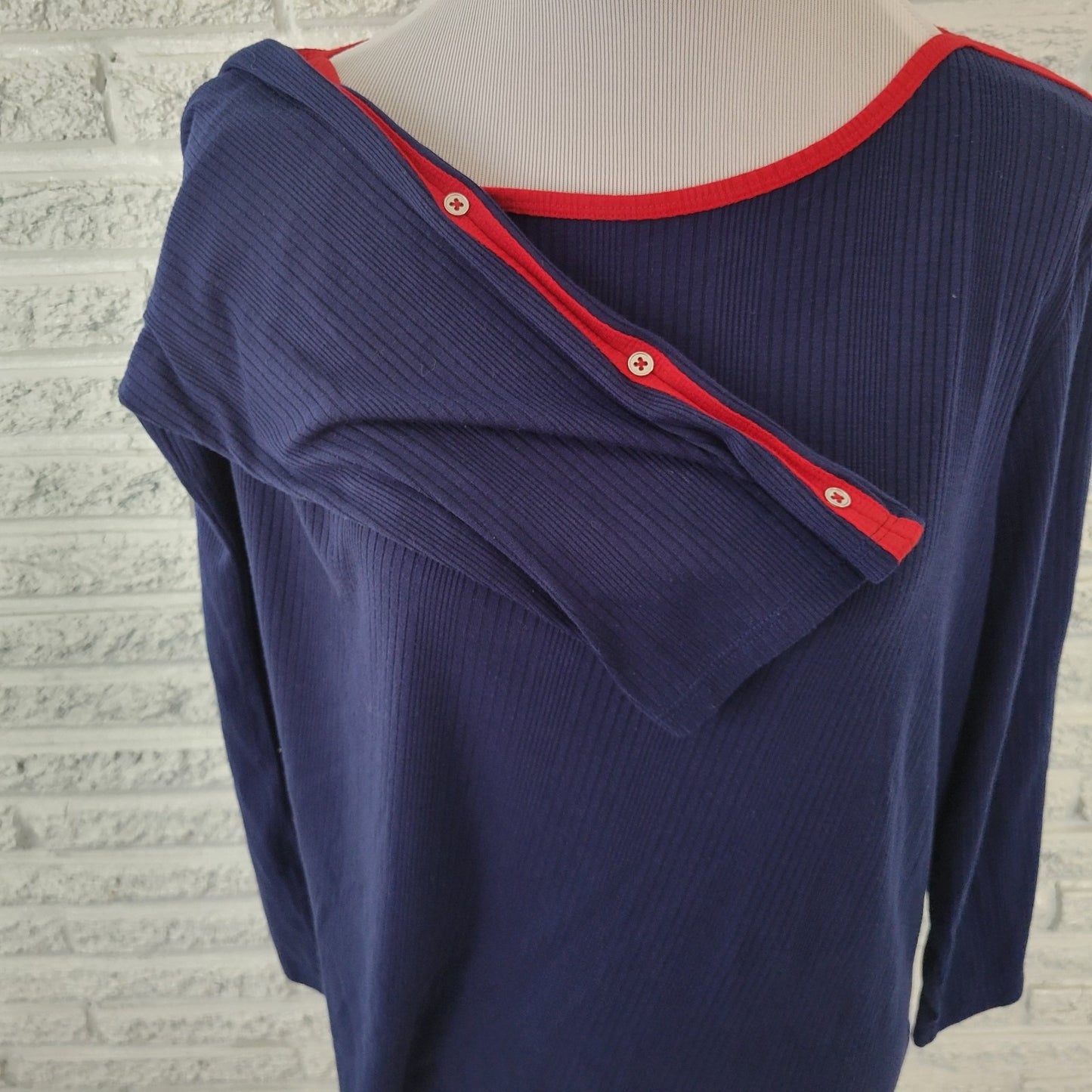 Liz Claiborne Womens Top XXL Plus 3/4 Sleeve Blue Knit Poly Blend Deco Buttons